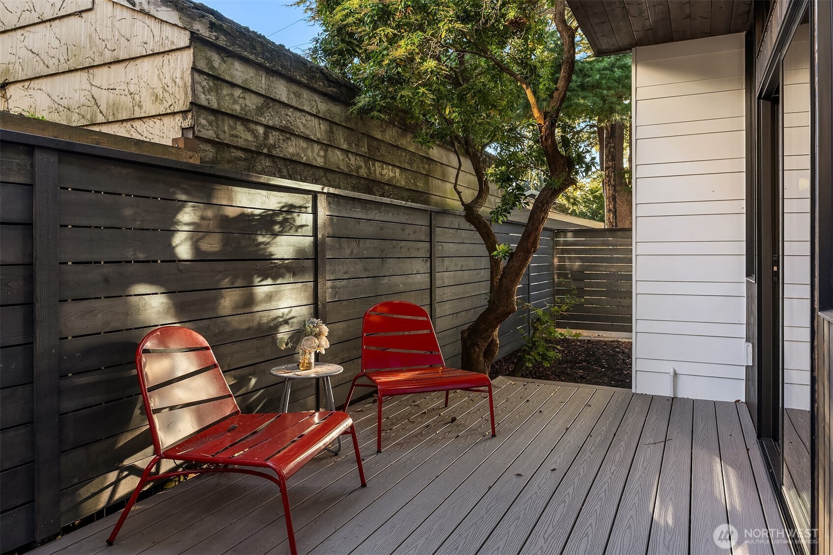 12713 4th Avenue Property Photo 11