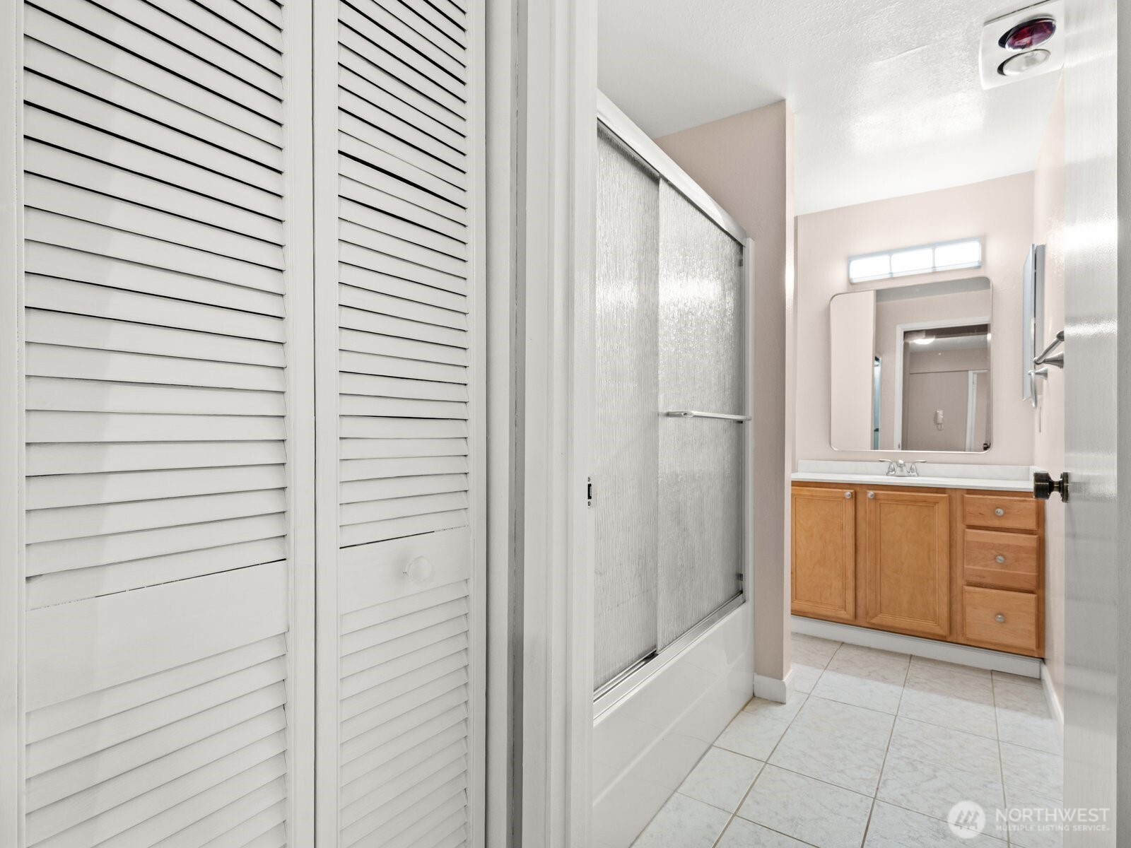 4444 44th Avenue B01 Property Photo 14