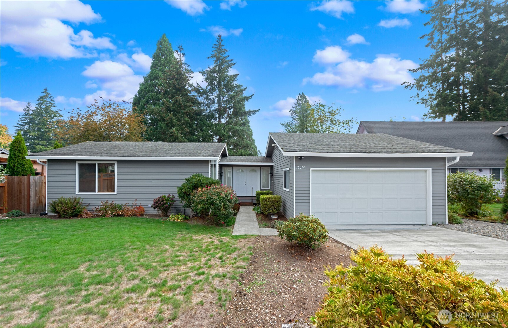 16014 132nd Place Property Photo 1