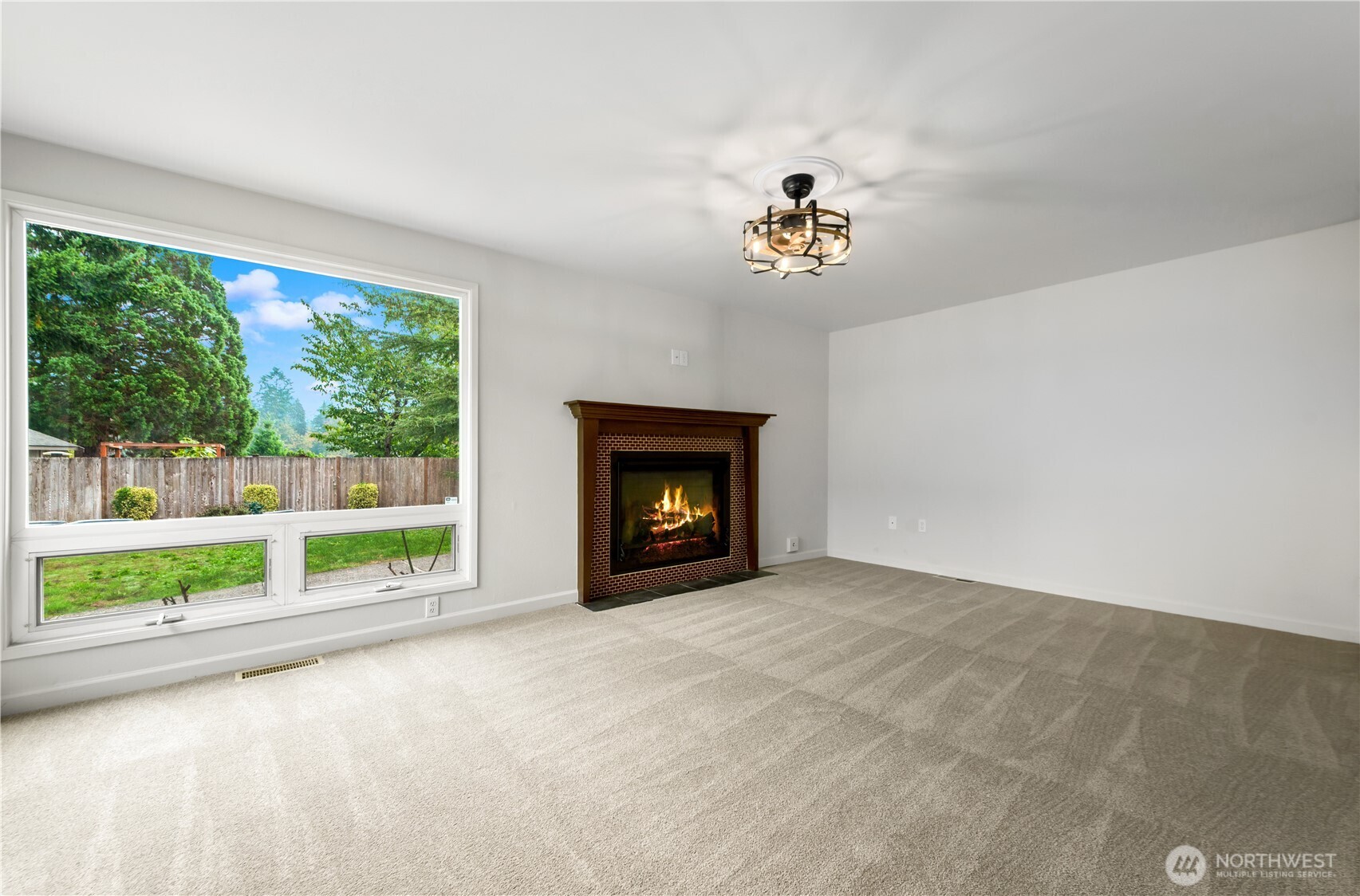 16014 132nd Place Property Photo 13