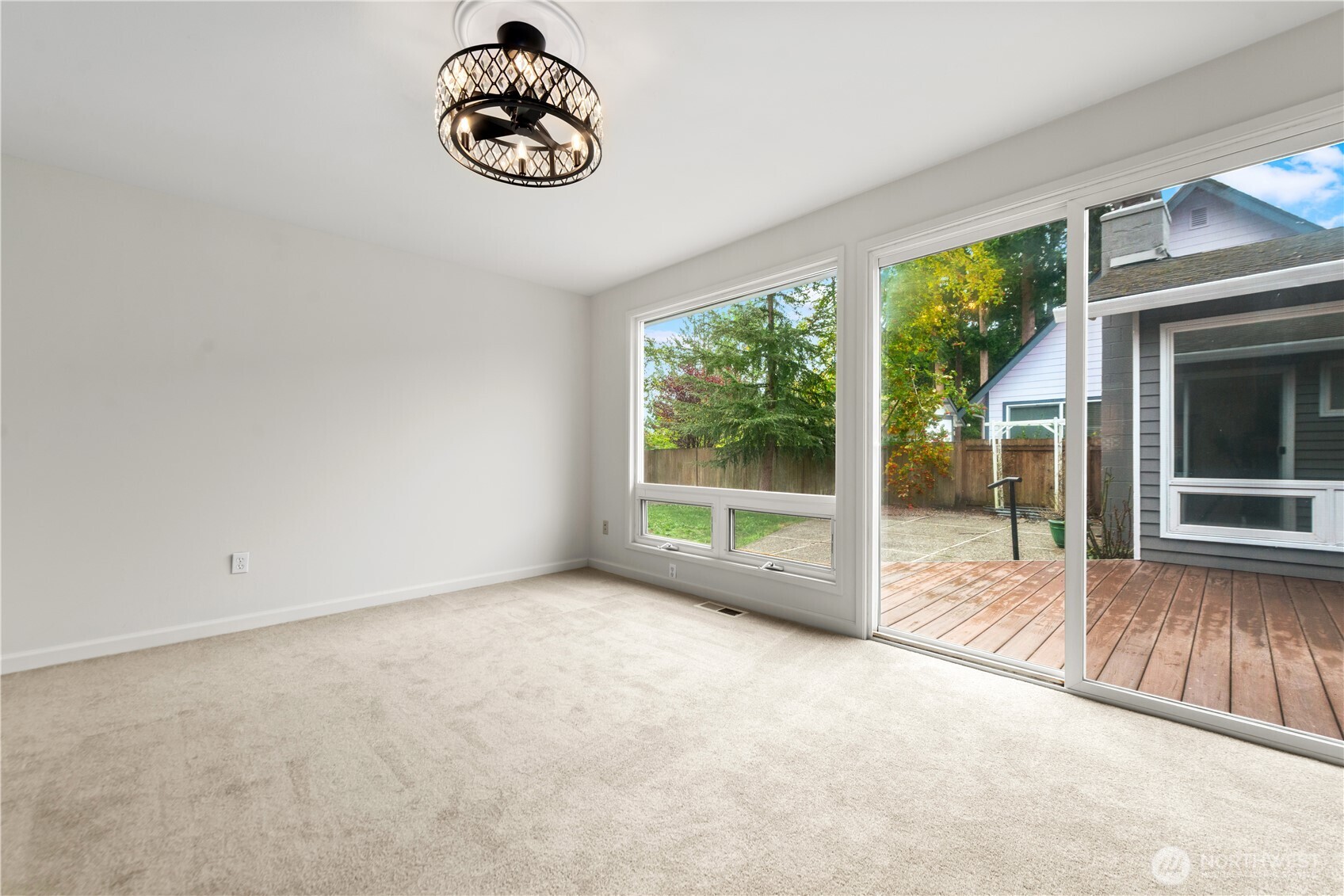 16014 132nd Place Property Photo 14
