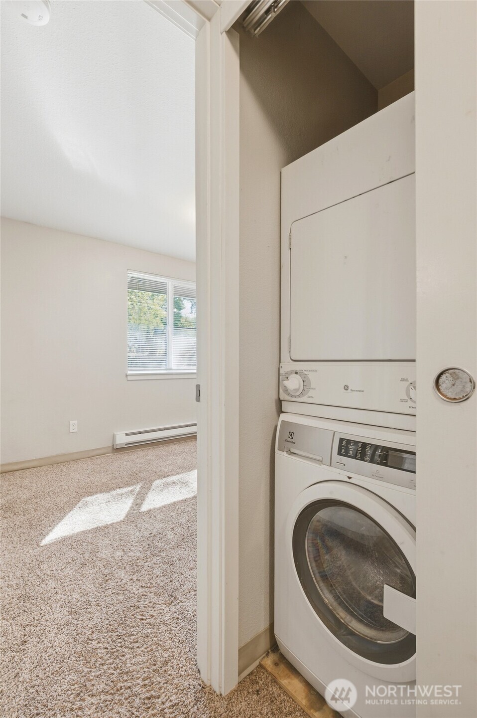 6230 S 129 Street Property Photo 14