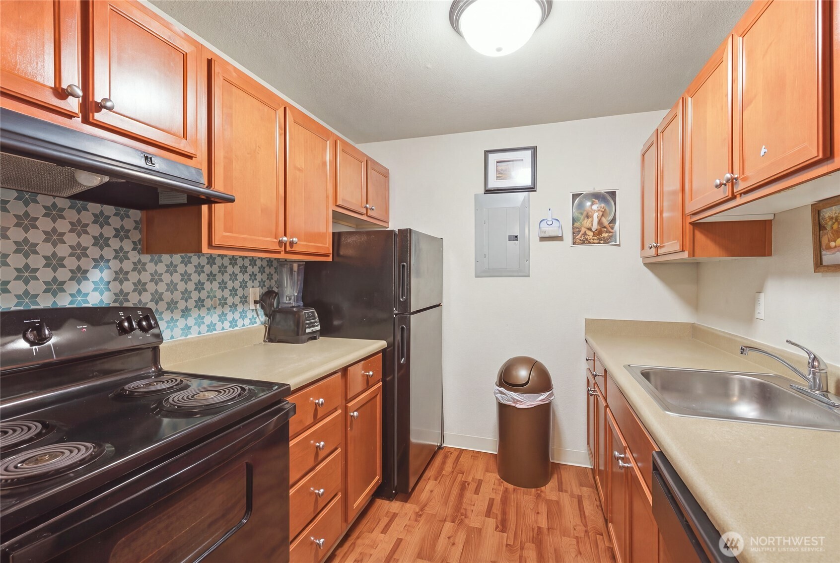 6230 S 129 Street Property Photo 15