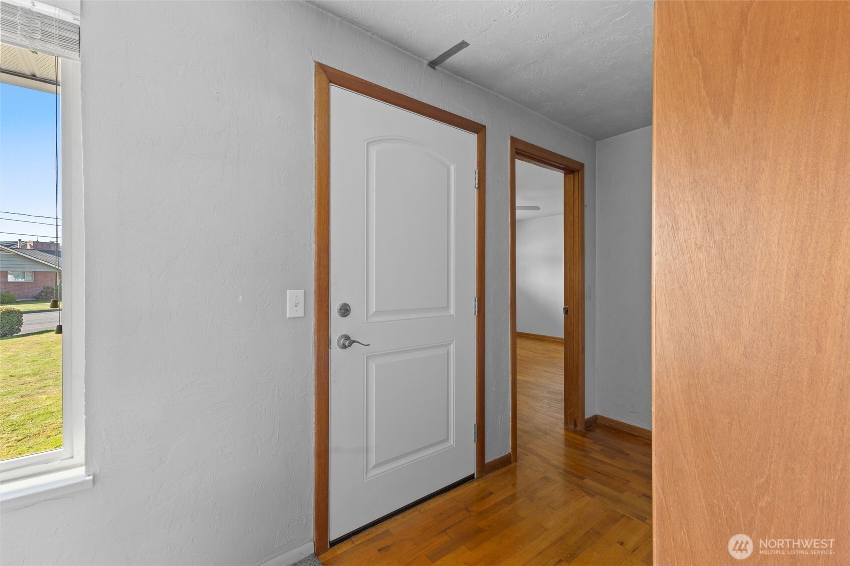 1819 Tacoma Road Property Photo 2