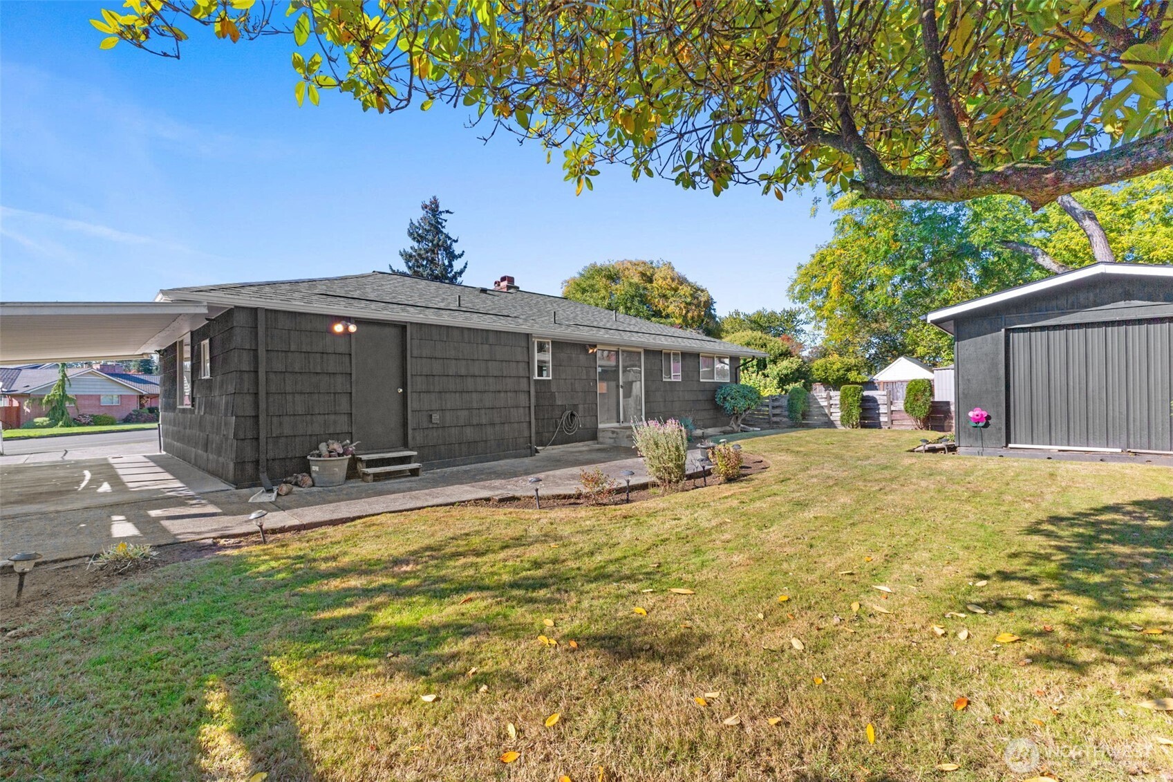 1819 Tacoma Road Property Photo 18