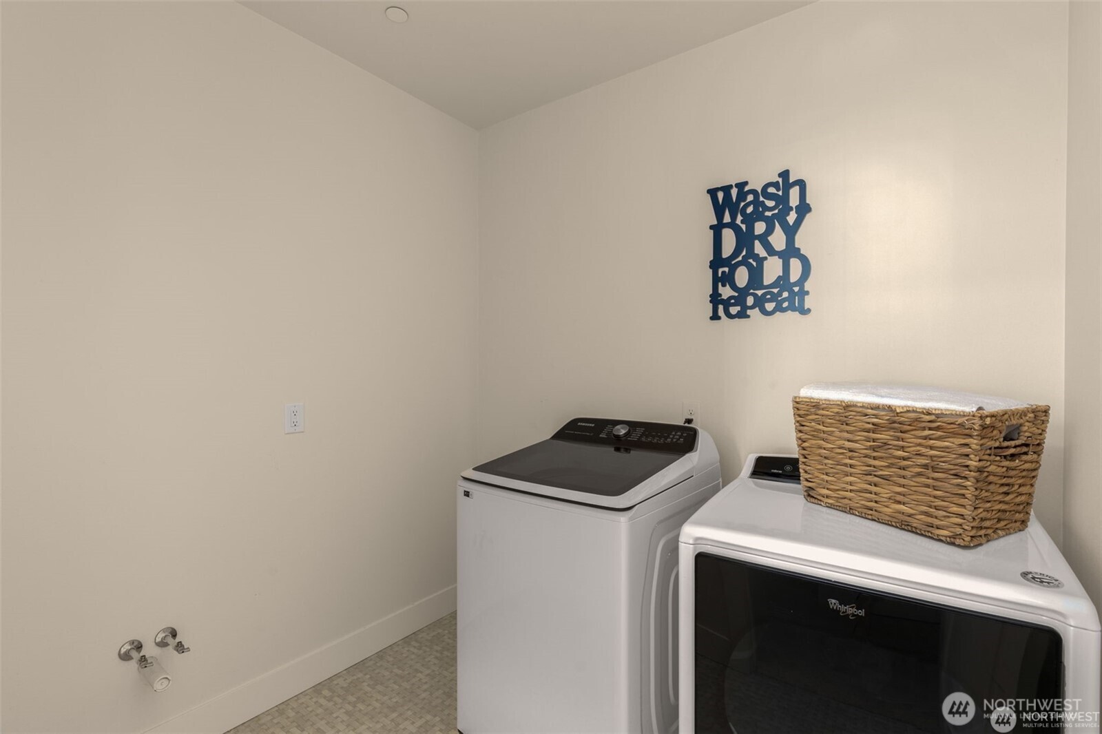 1069 Se 13th Place Property Photo 19