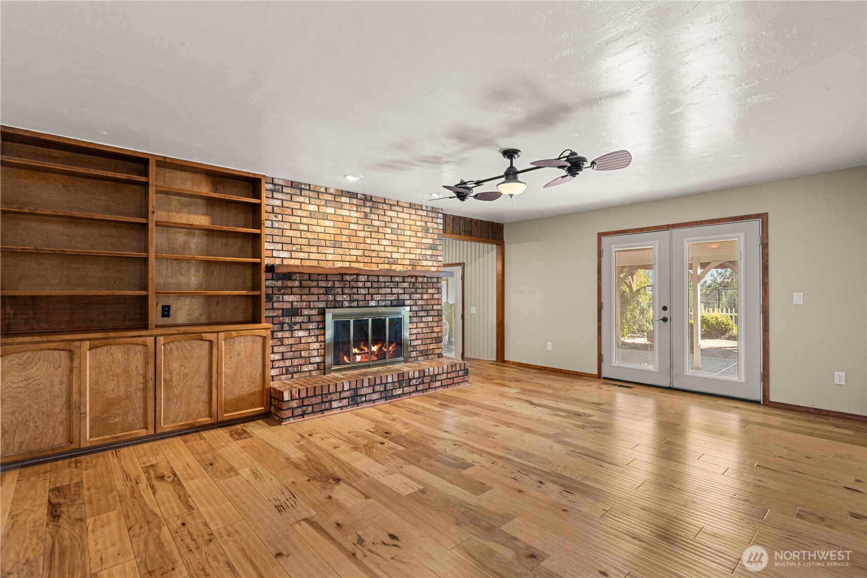1919 4th Street Property Photo 9