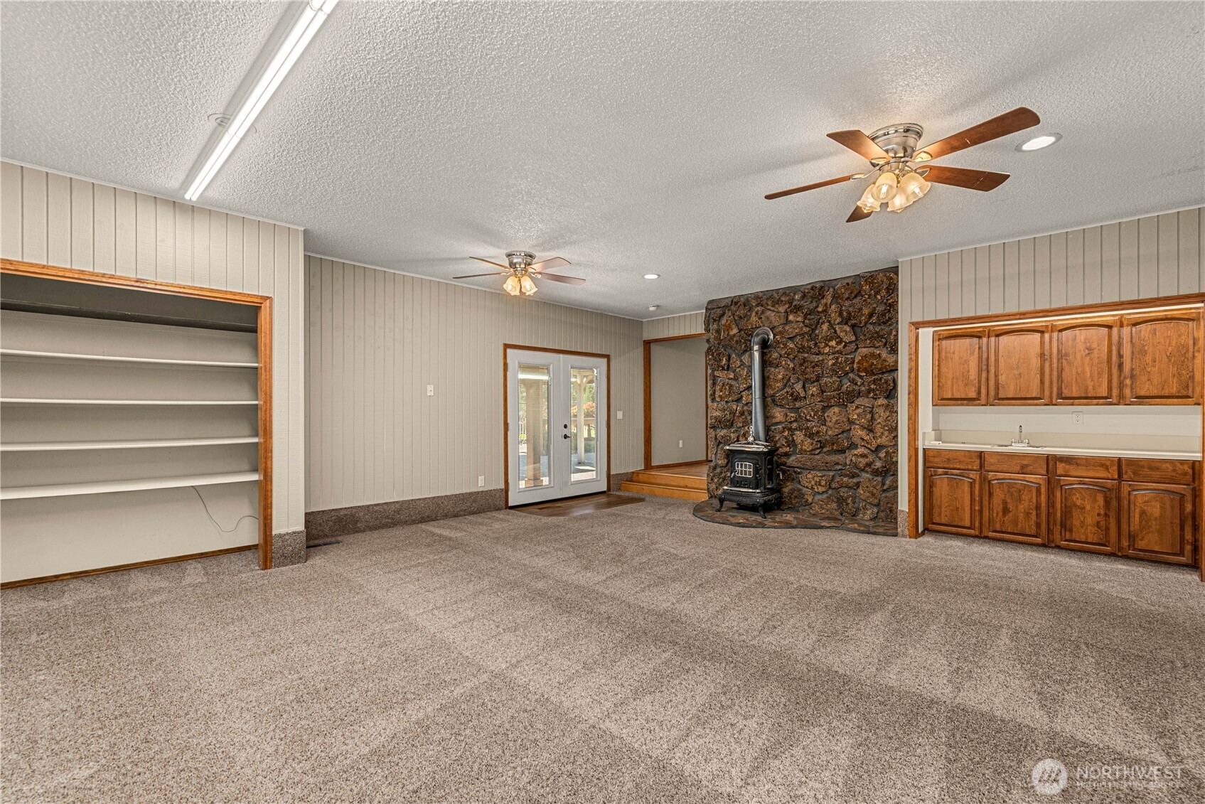 1919 4th Street Property Photo 12