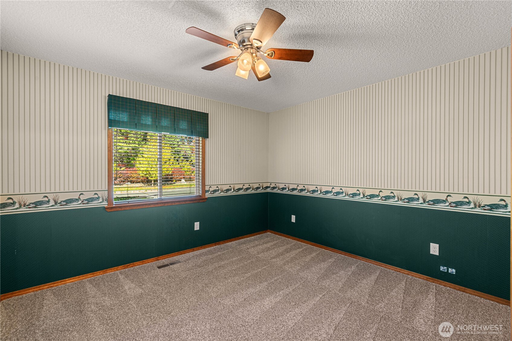 1919 4th Street Property Photo 16