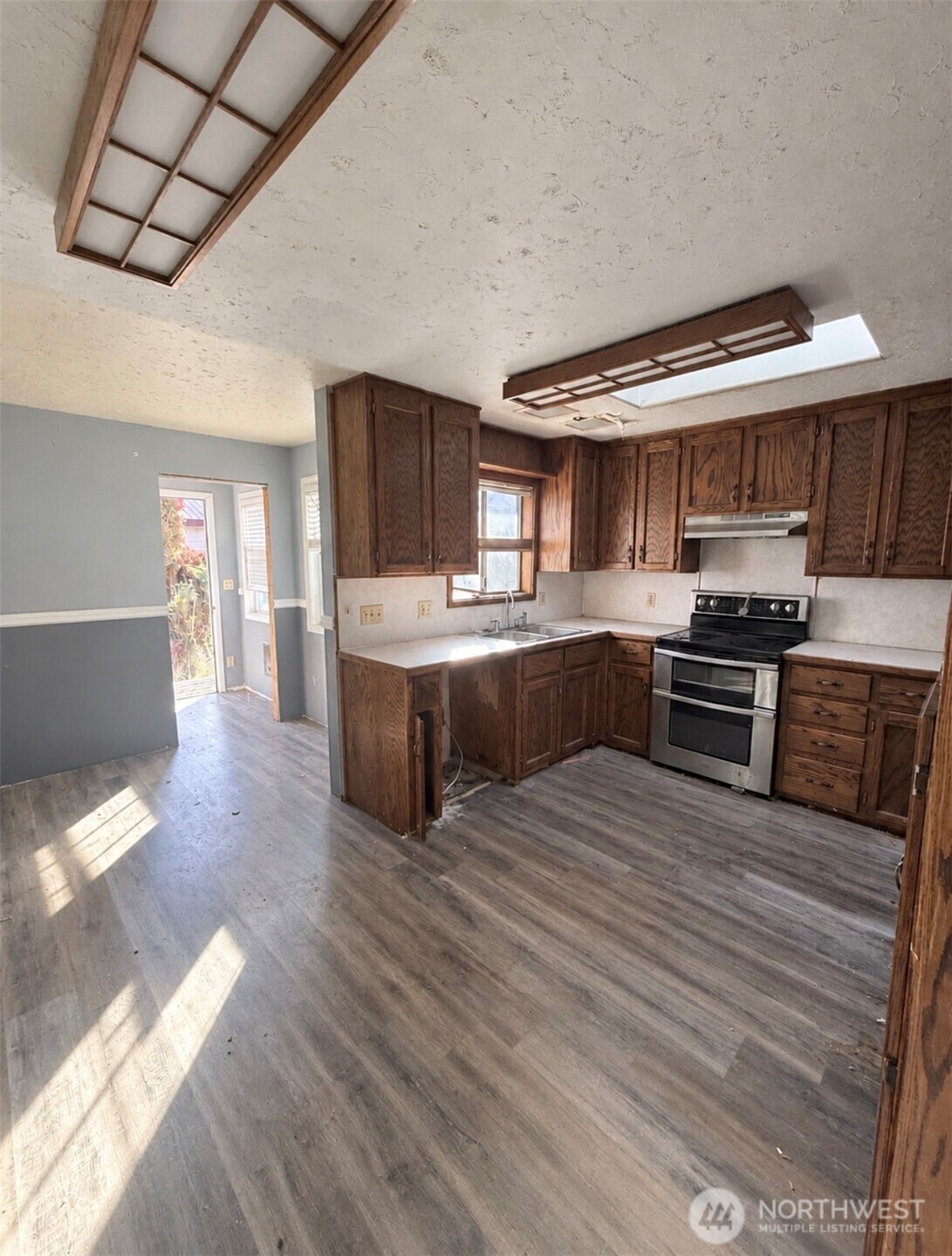 611 Cedar Property Photo 19