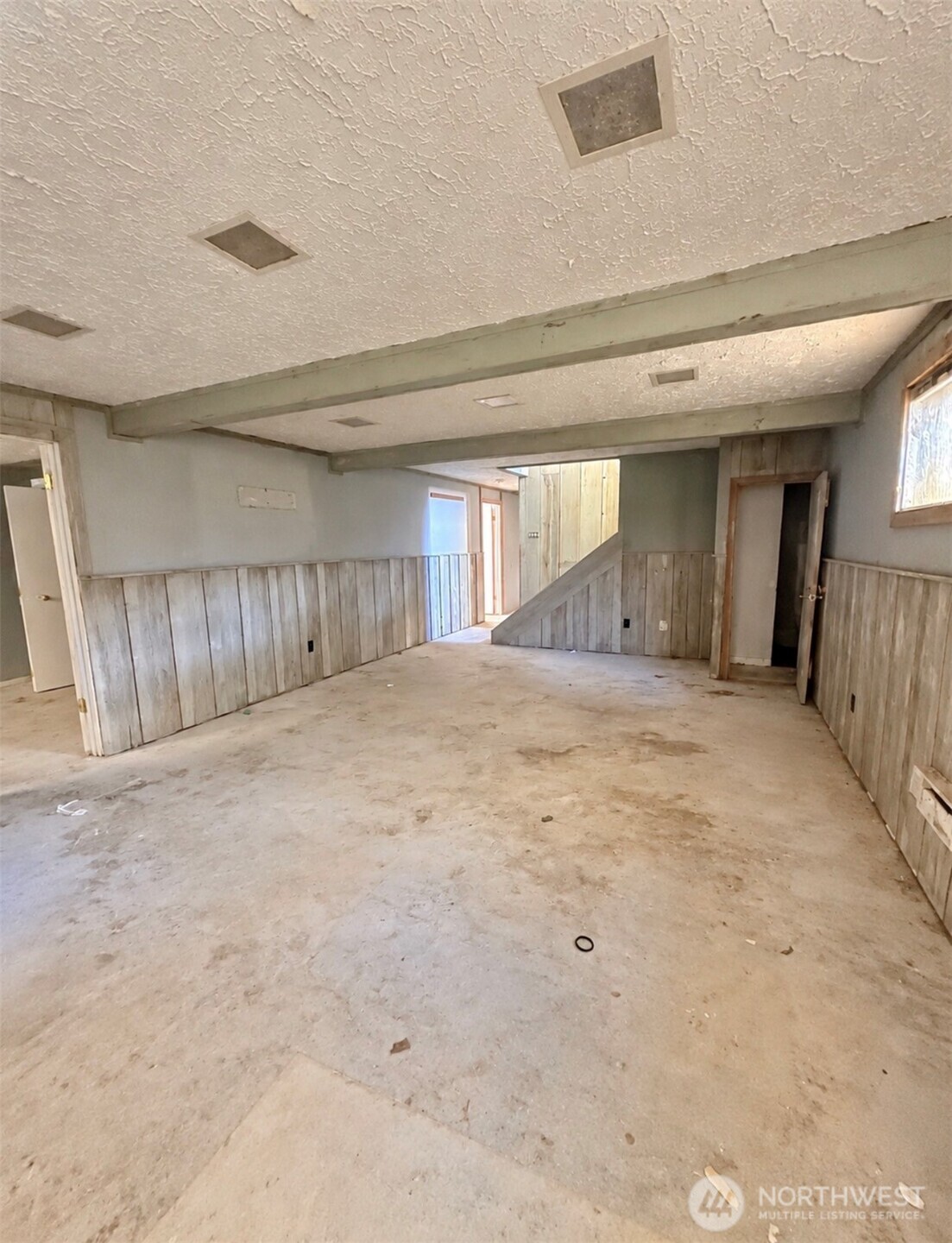 611 Cedar Property Photo 30