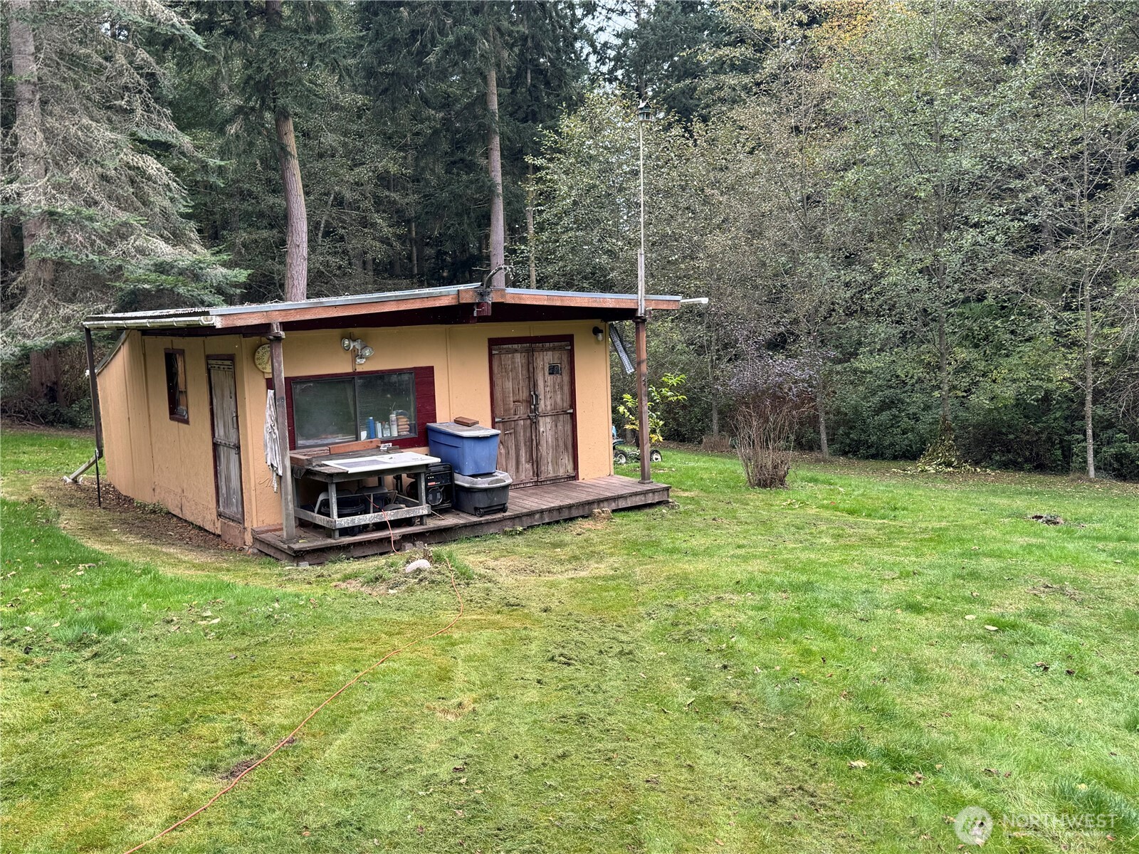 4469 Hett Lane Property Photo 9