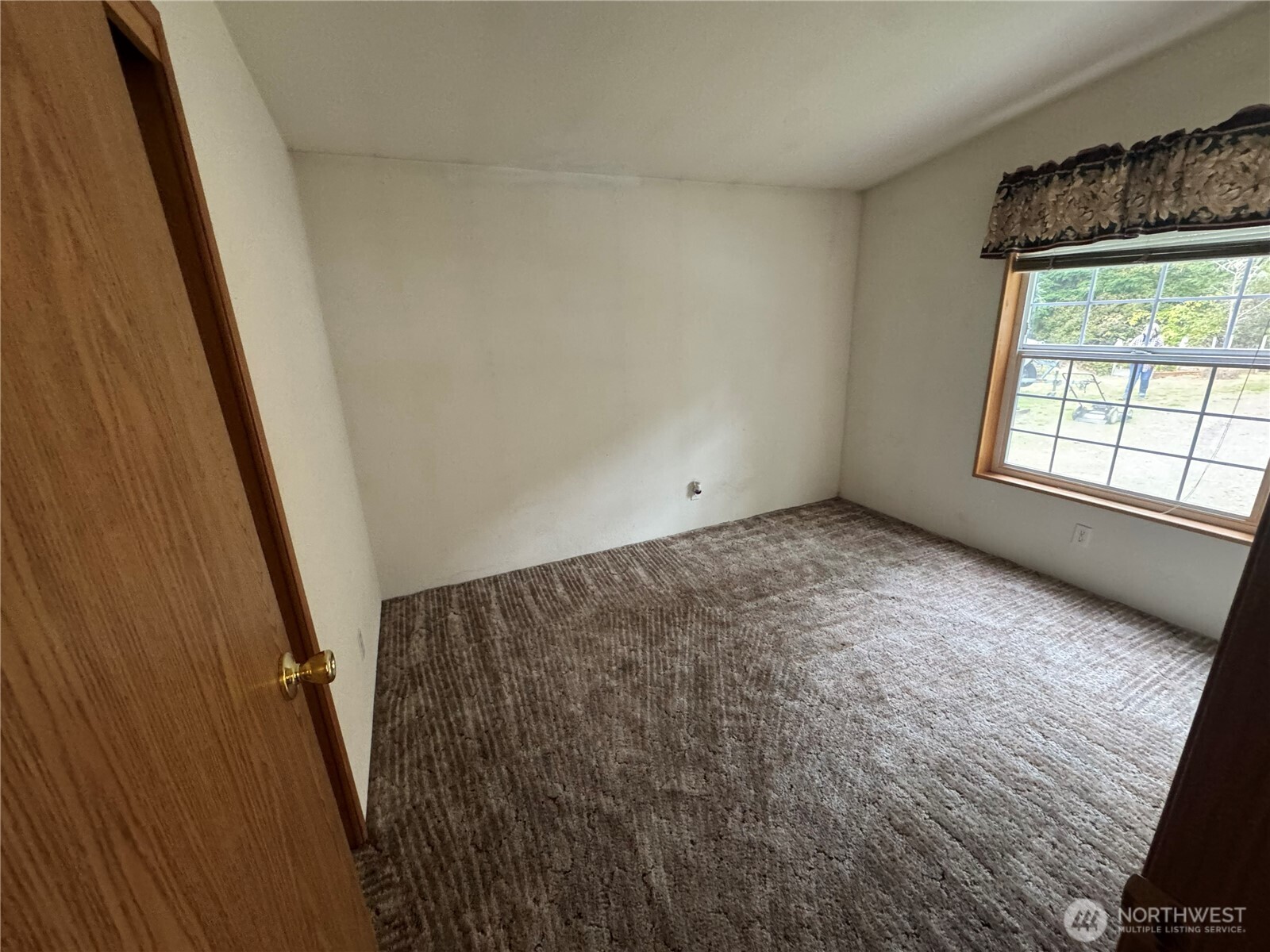 4469 Hett Lane Property Photo 32