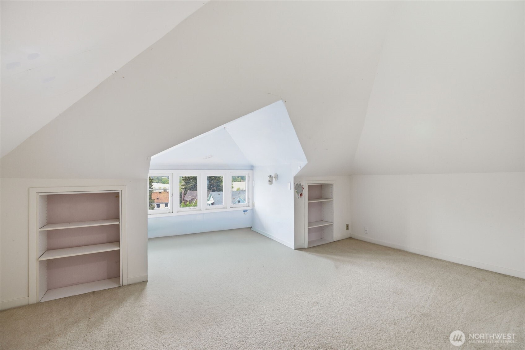 6238 Woodlawn Avenue Property Photo 26