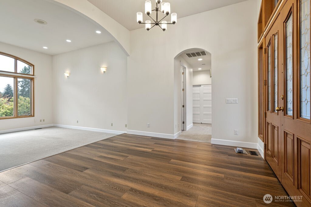 2505 263rd Street Ct Property Photo 5