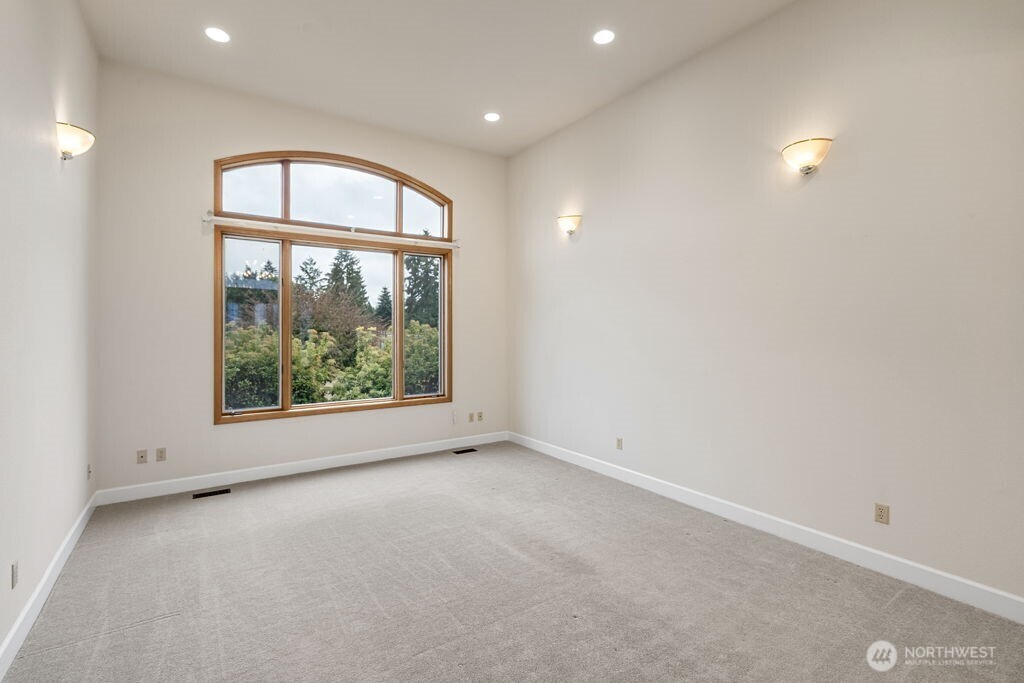 2505 263rd Street Ct Property Photo 6