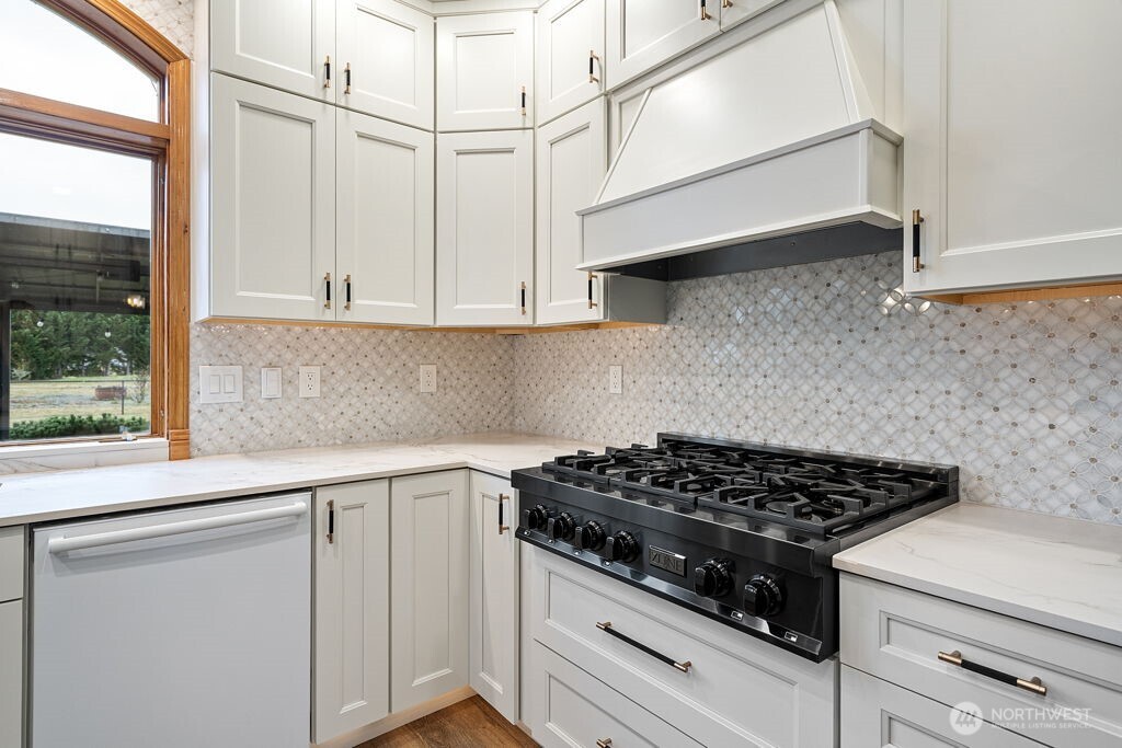 2505 263rd Street Ct Property Photo 9