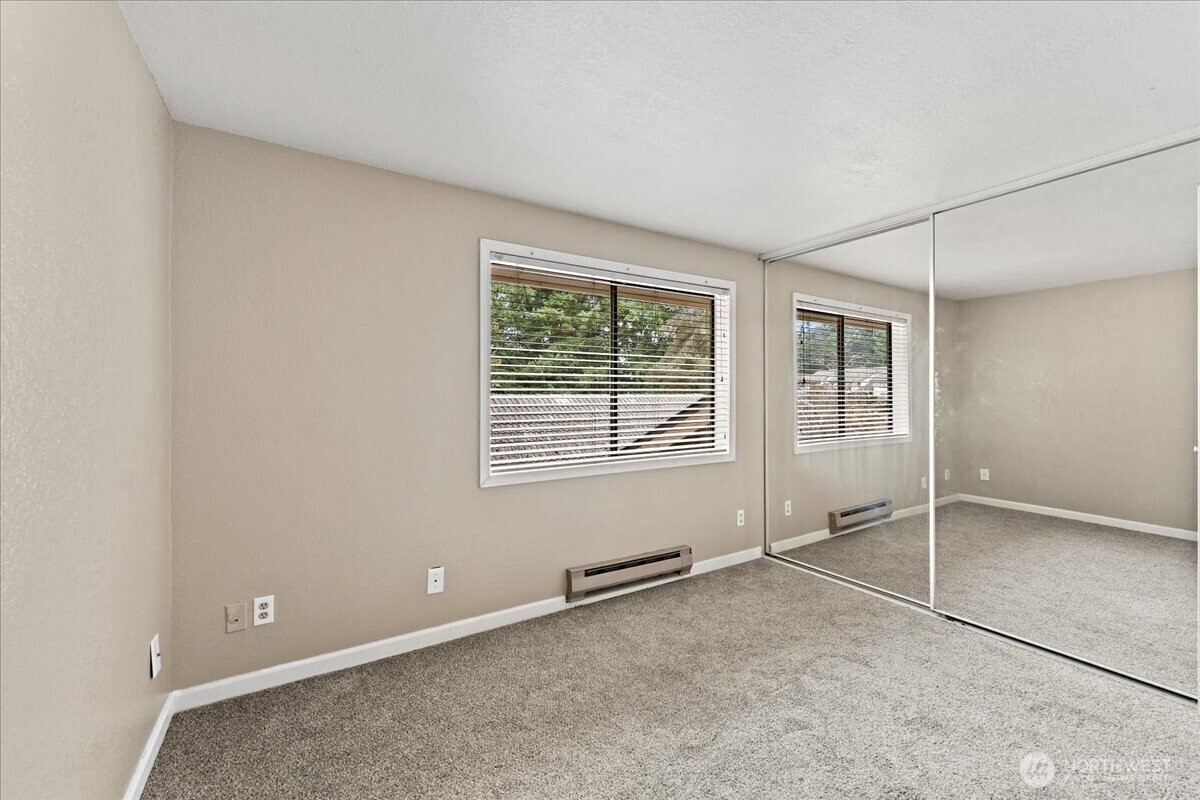 17435 119 Lane D31 Property Photo 9