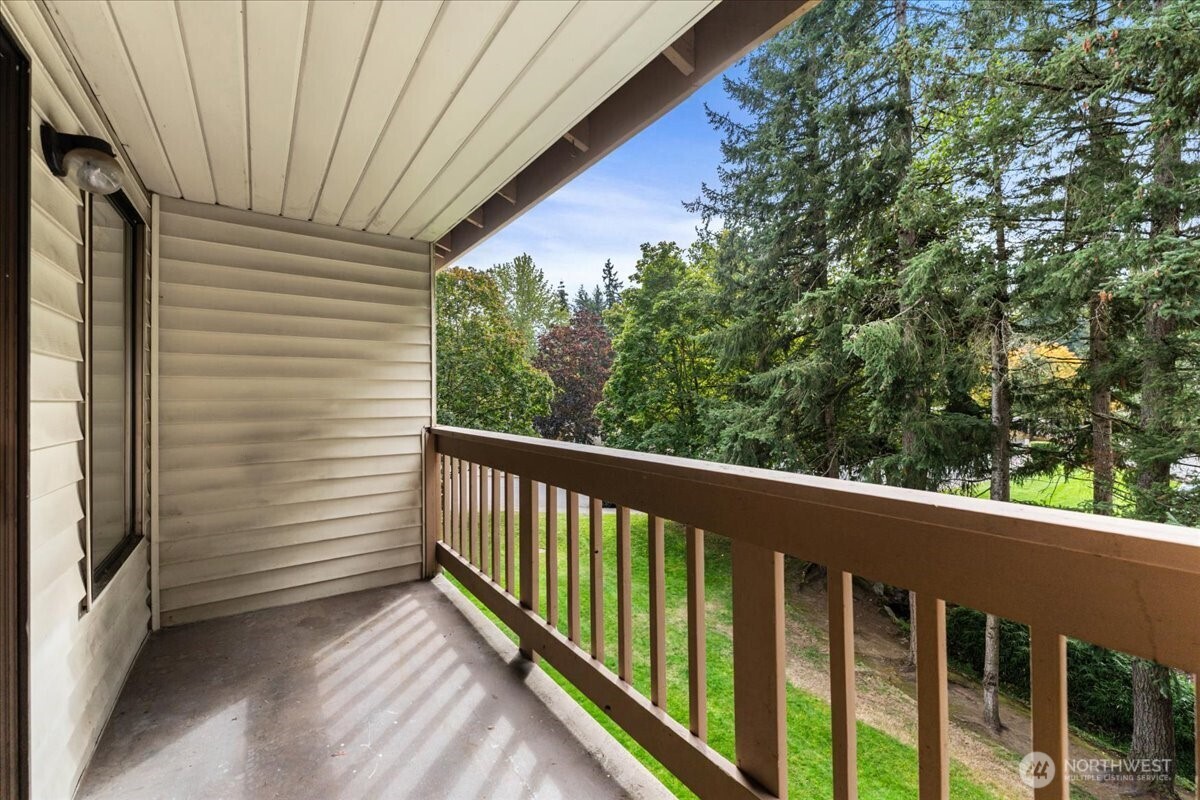 17435 119 Lane D31 Property Photo 13