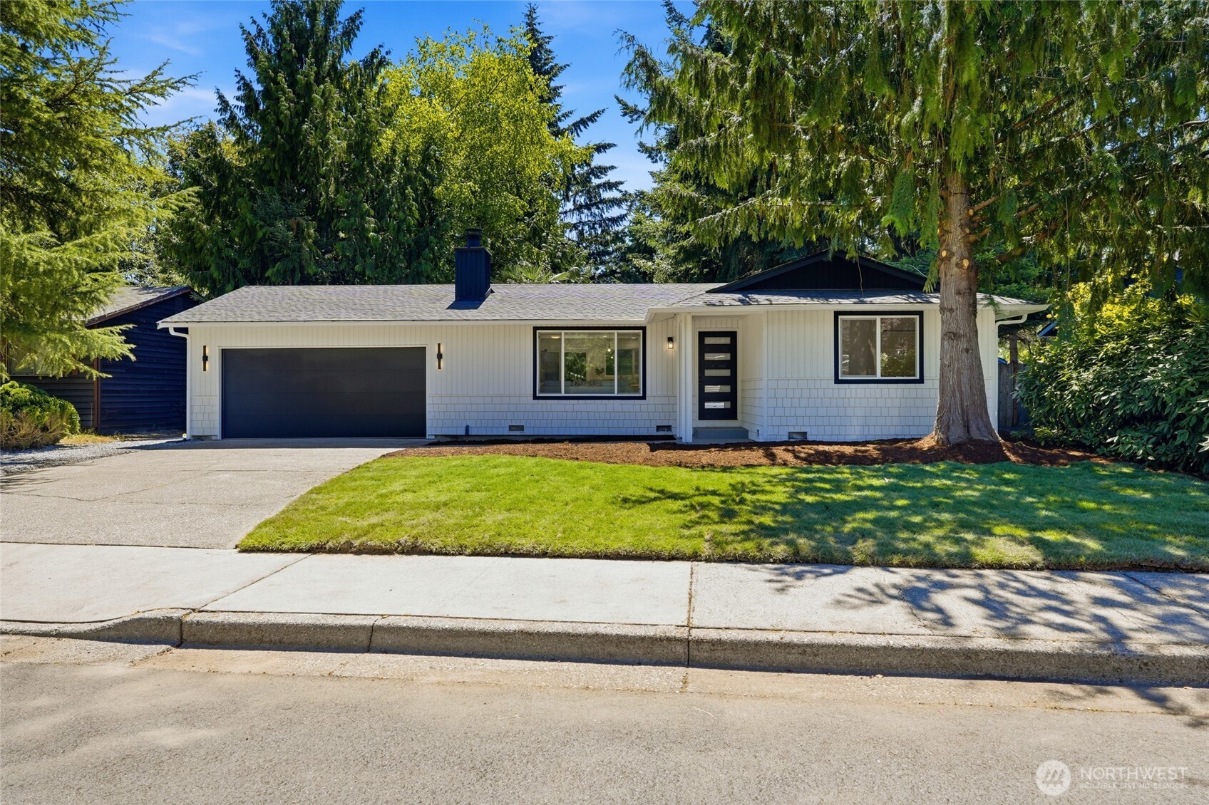 824 116th Street Property Photo 2