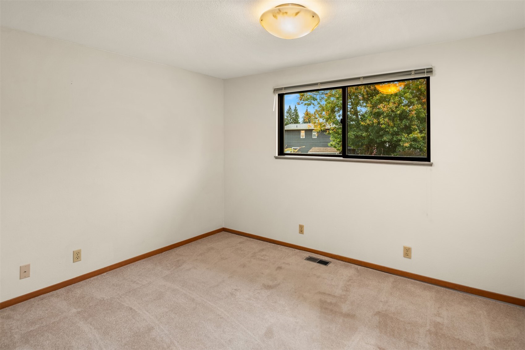8317 229th Street Property Photo 15