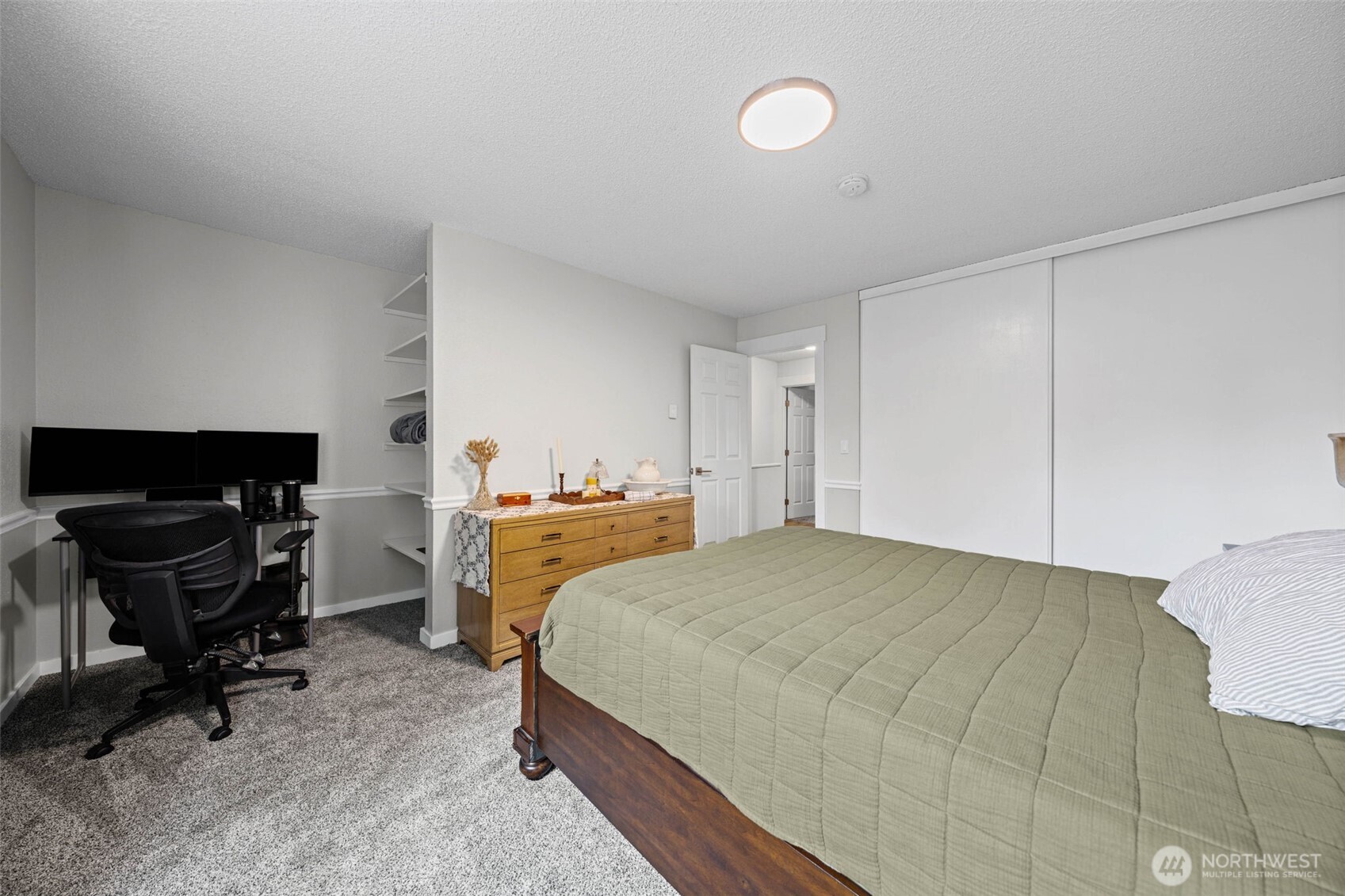 826 Pike Street C6 Property Photo 16