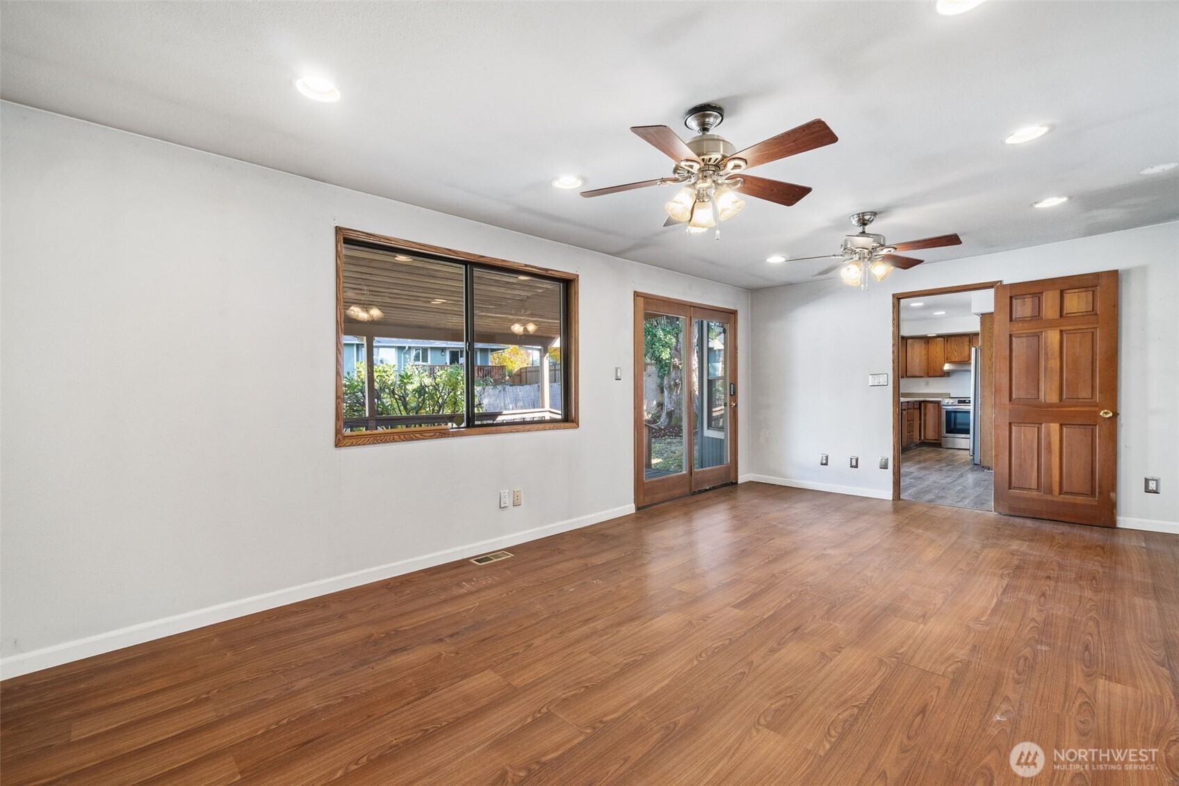 16424 126th Place Property Photo 14