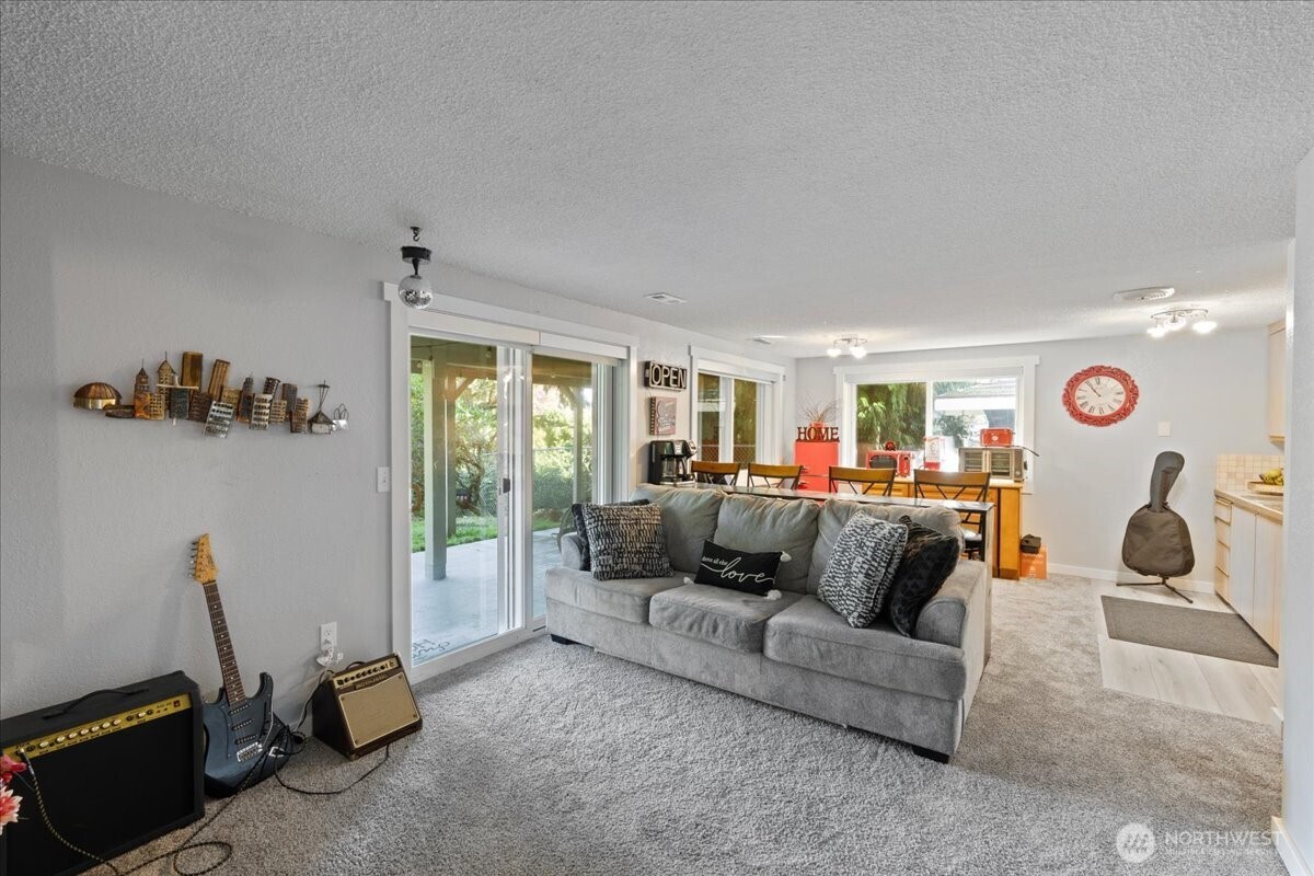 14448 6th Avenue Property Photo 15