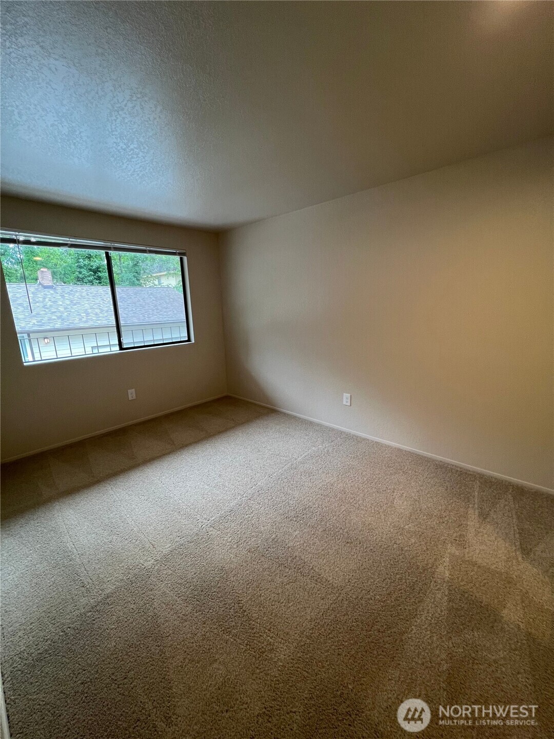 8305 53rd Avenue 5 Property Photo 12