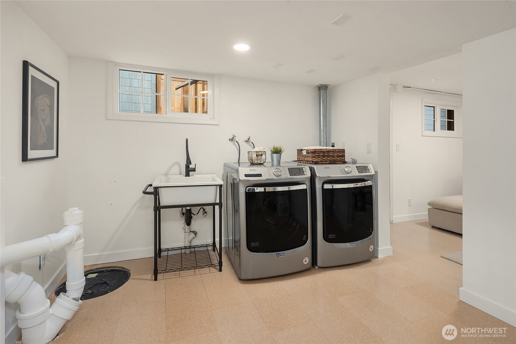 646 Alder Street A Property Photo 23