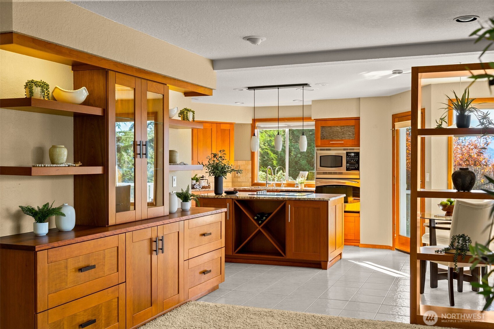4295 Bush Mountain Drive Property Photo 10