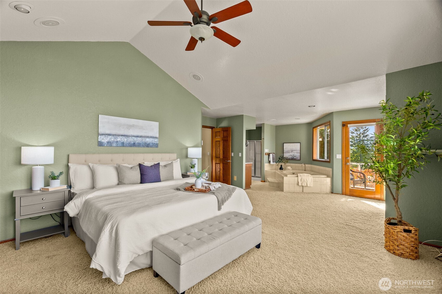 4295 Bush Mountain Drive Property Photo 21