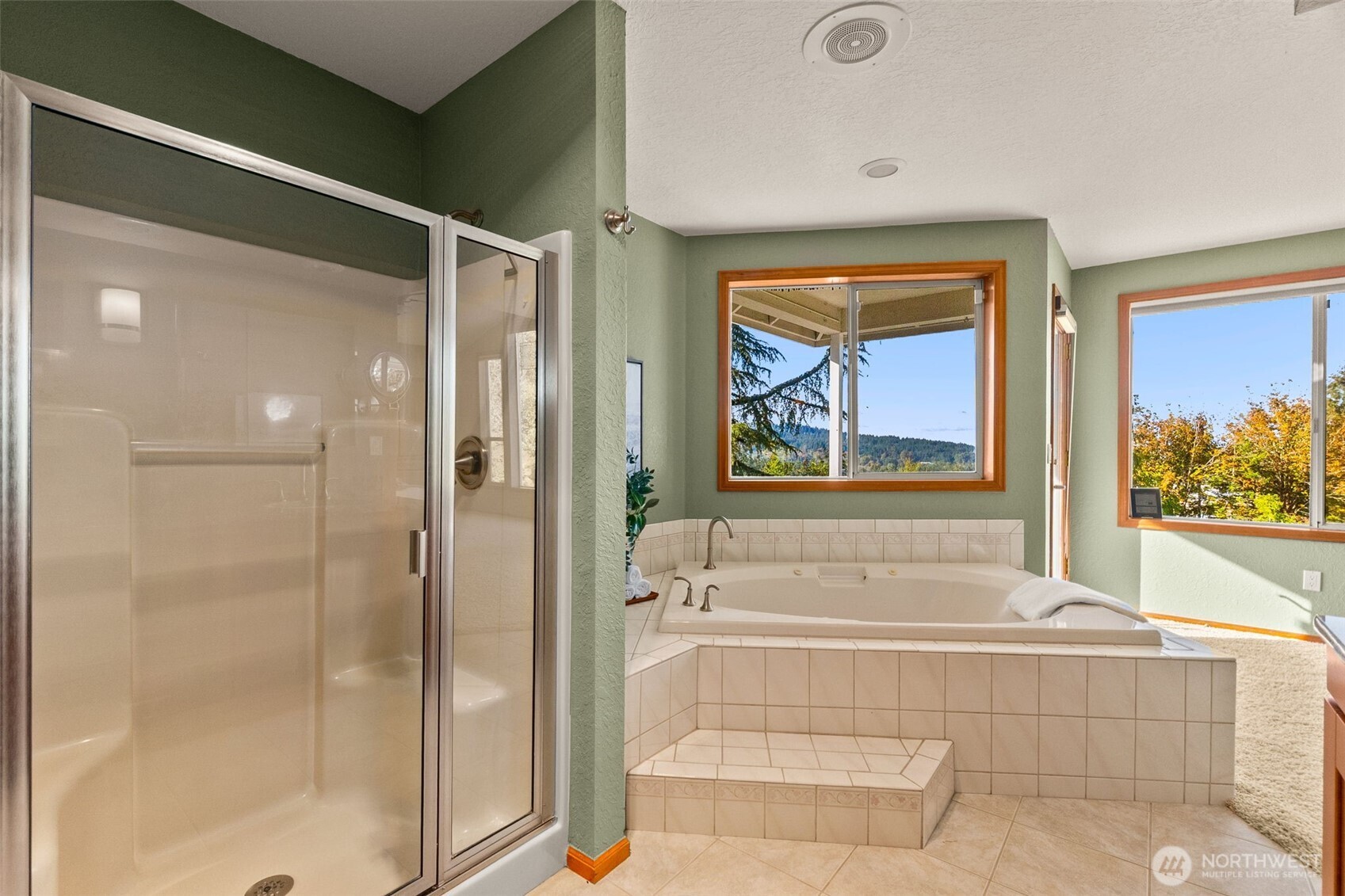 4295 Bush Mountain Drive Property Photo 25