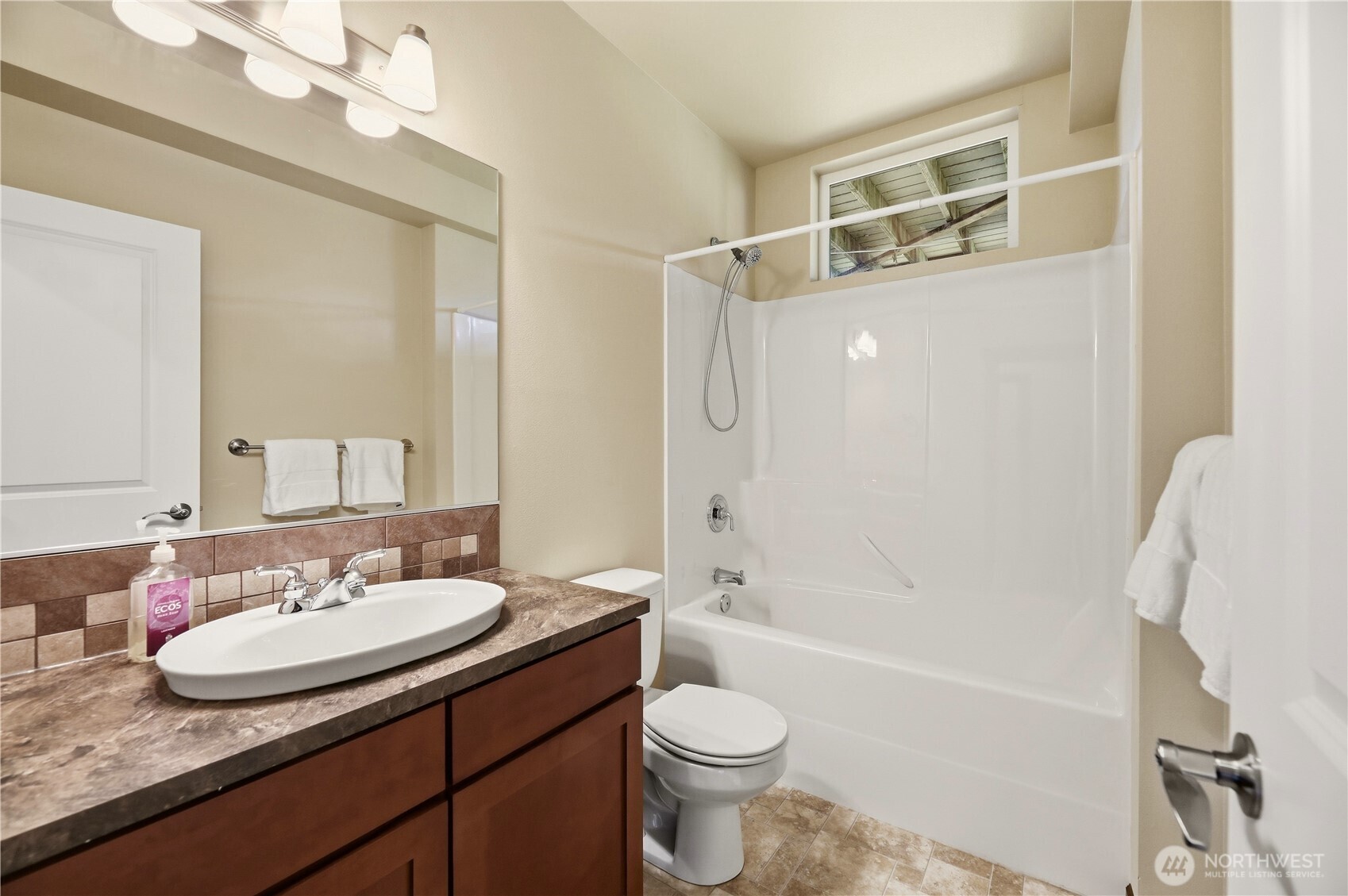 1414 Lake Roesiger Drive Property Photo 19