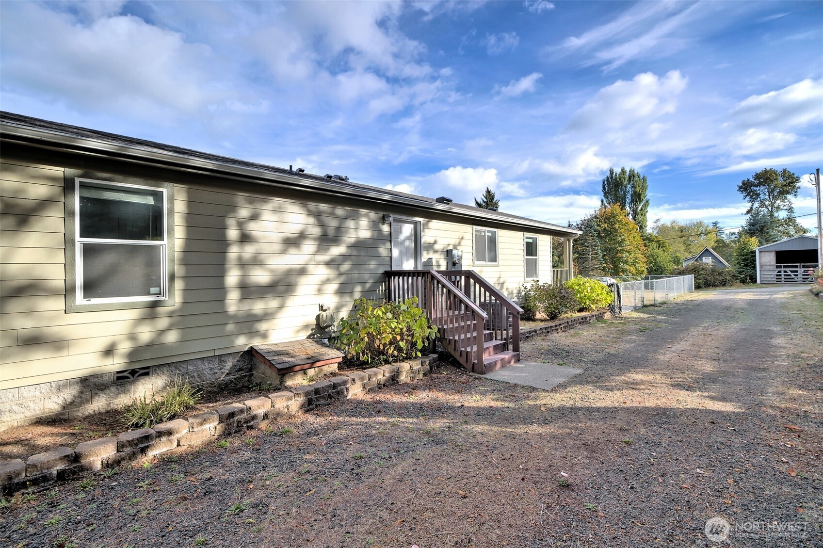 1320 Dickinson Avenue Property Photo 2
