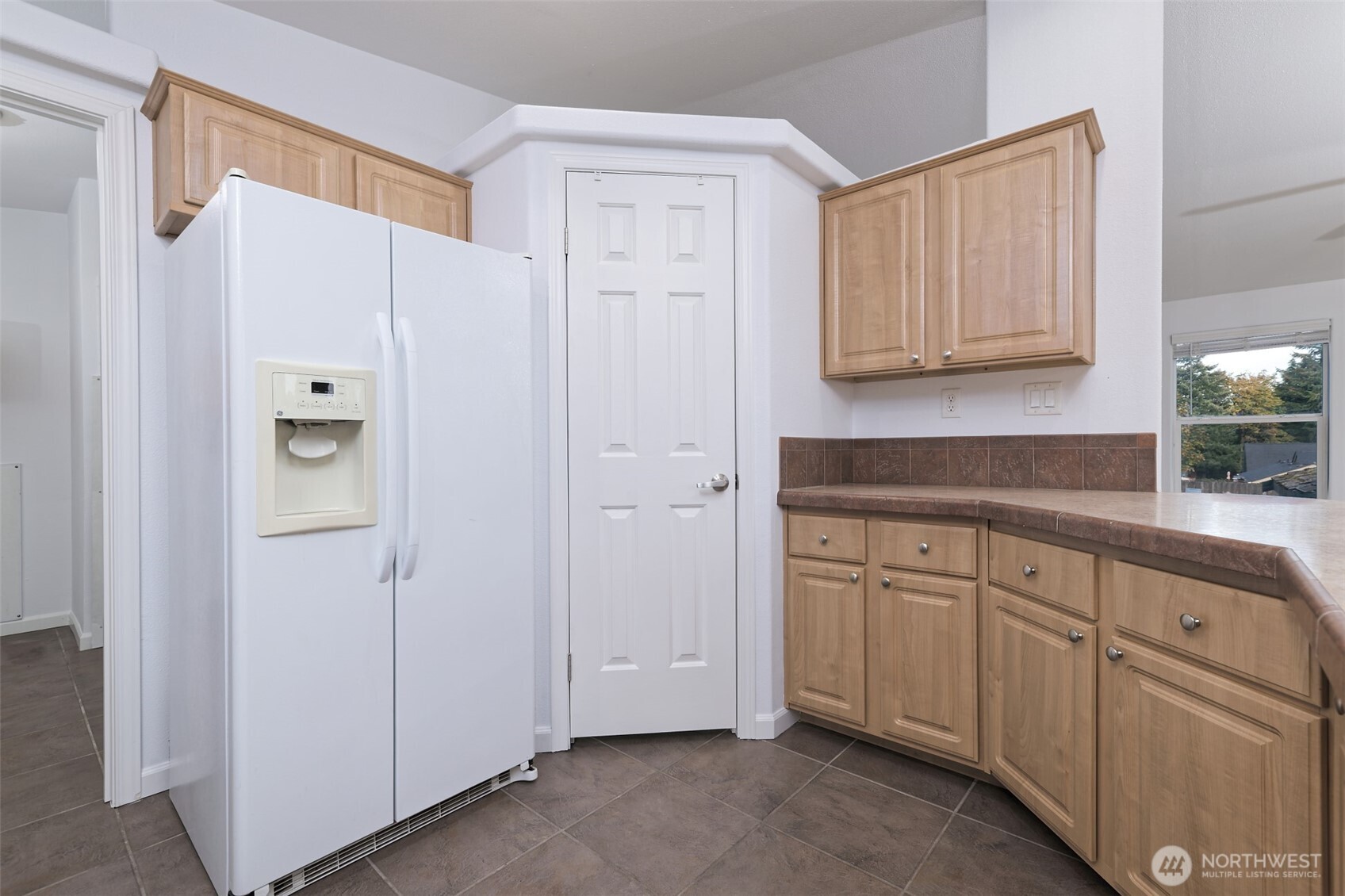 1320 Dickinson Avenue Property Photo 13