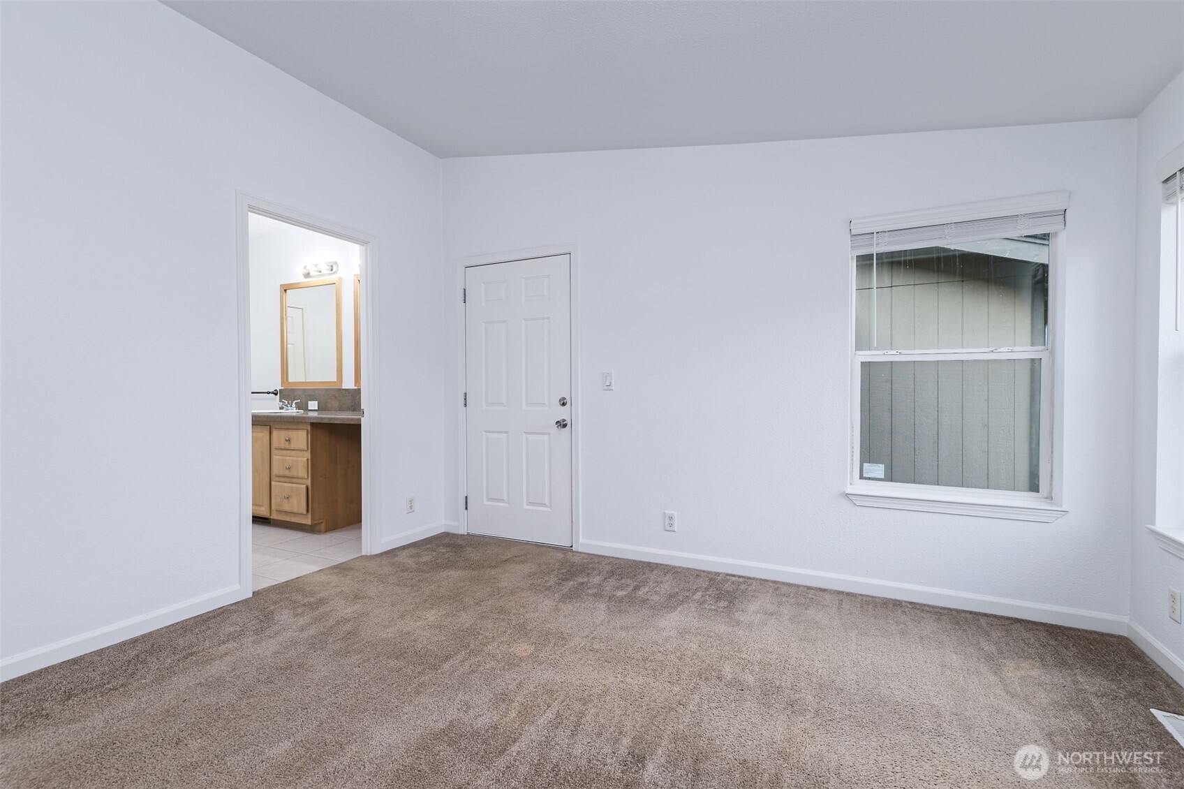 1320 Dickinson Avenue Property Photo 23
