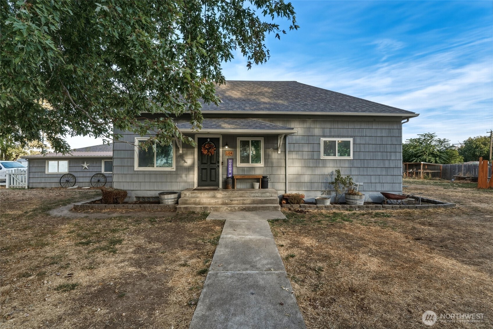 104 S B Street Property Photo 4