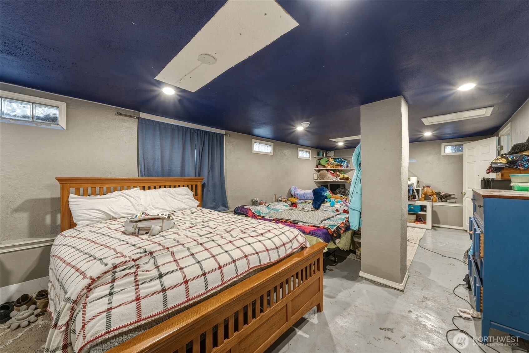 104 S B Street Property Photo 32