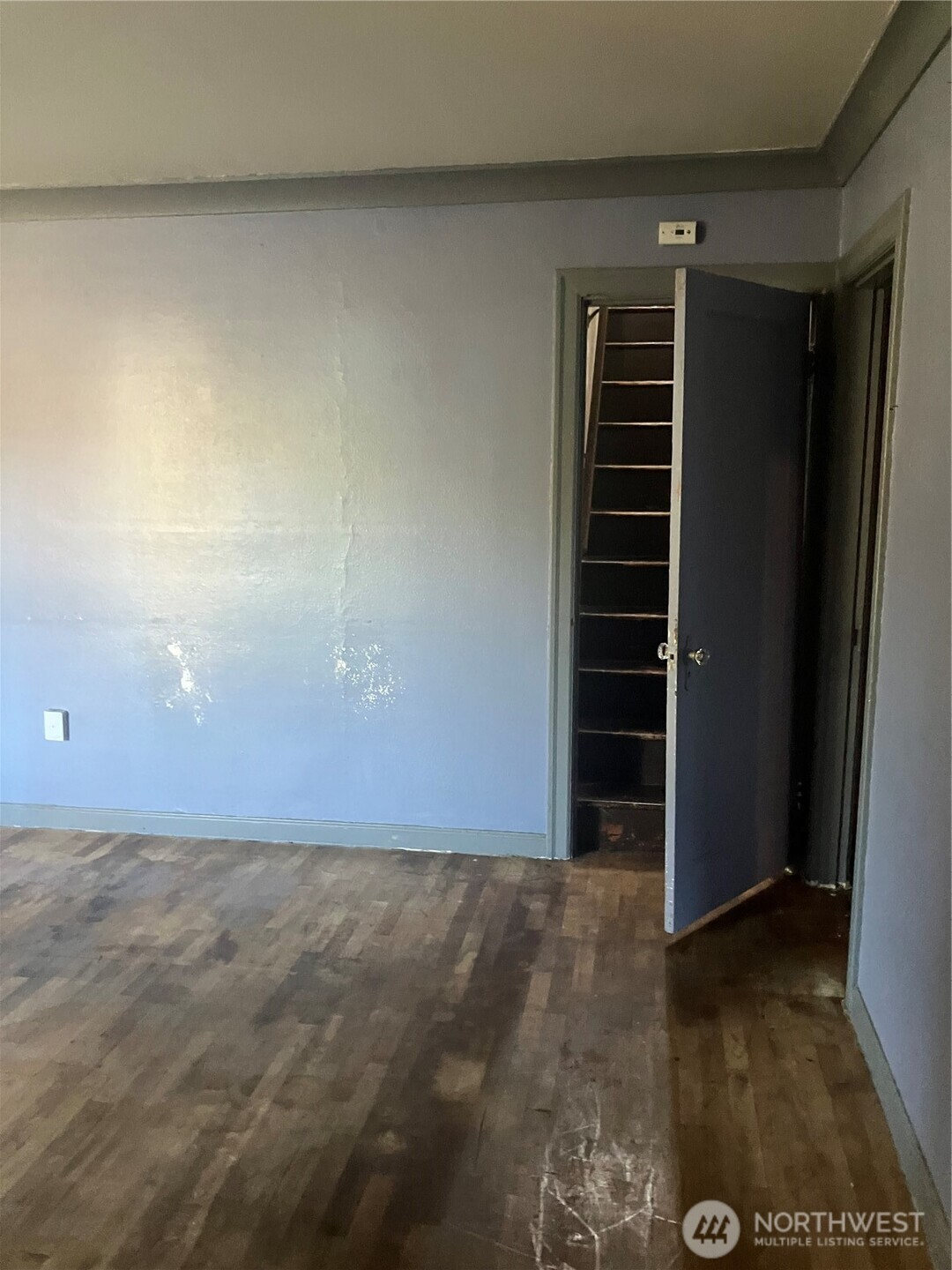 102 S 64th St Property Photo 4