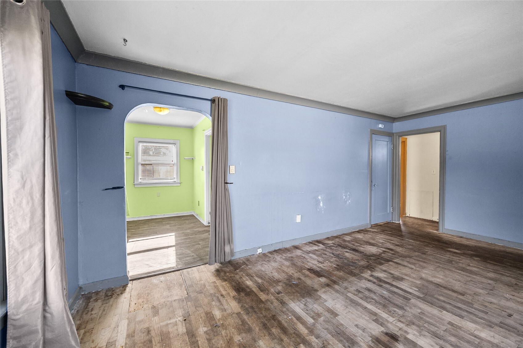 102 S 64th St Property Photo 10