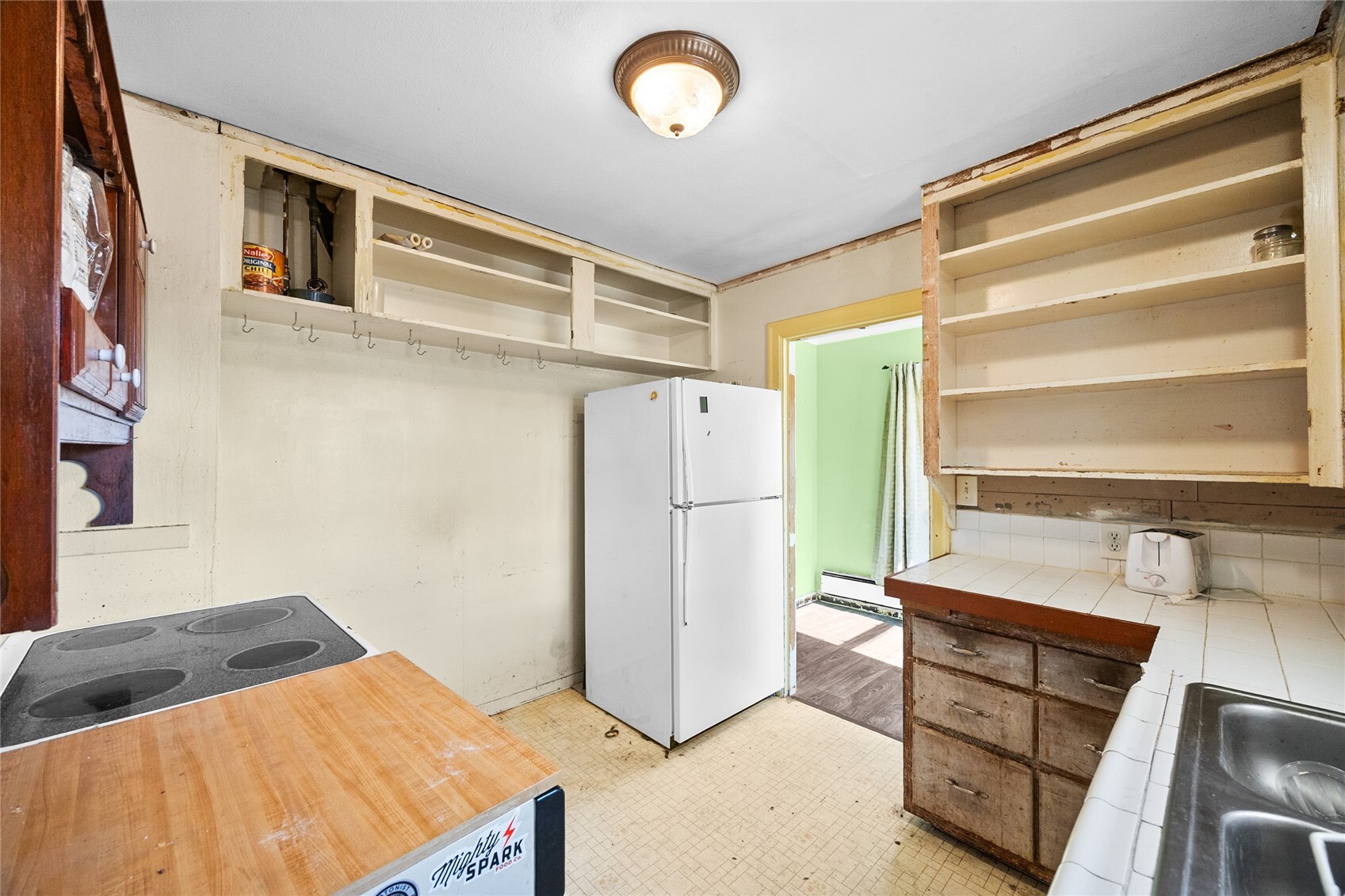 102 S 64th St Property Photo 17