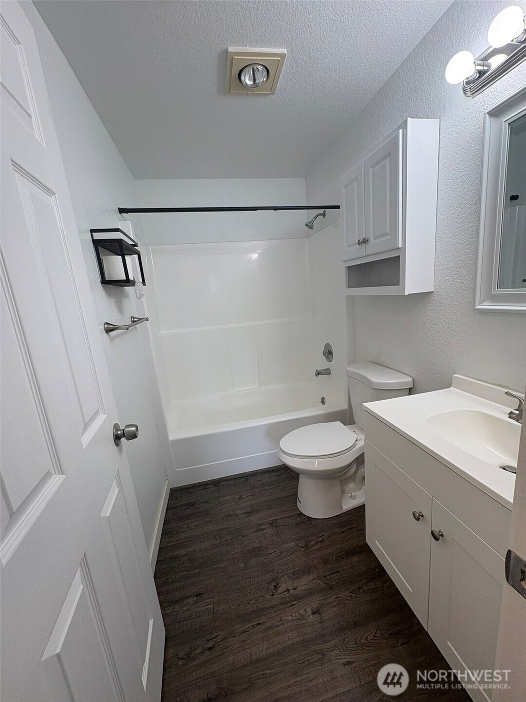 1307 Juniper Drive Property Photo 8