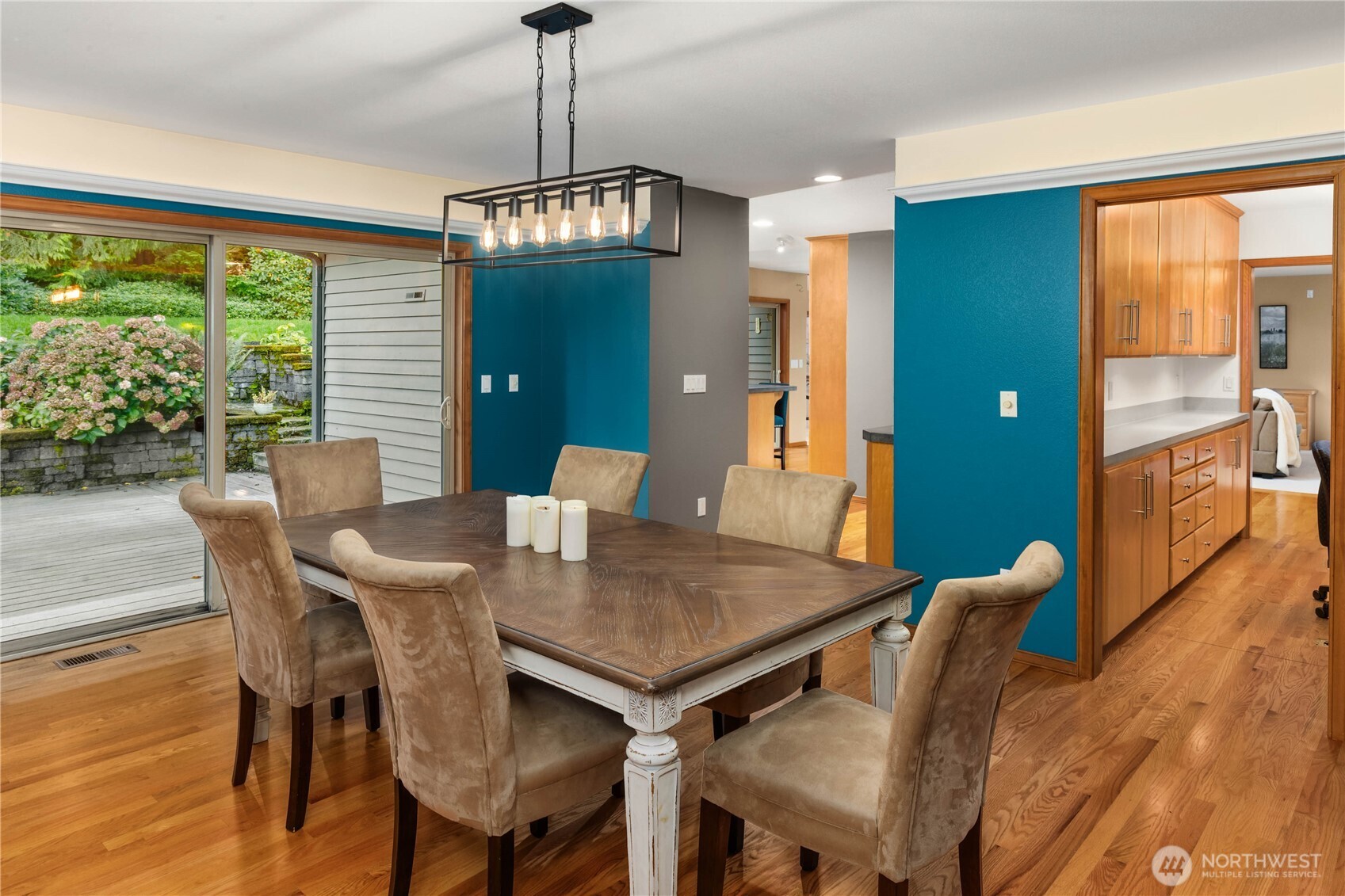 2235 Squak Mountain Loop Property Photo 12
