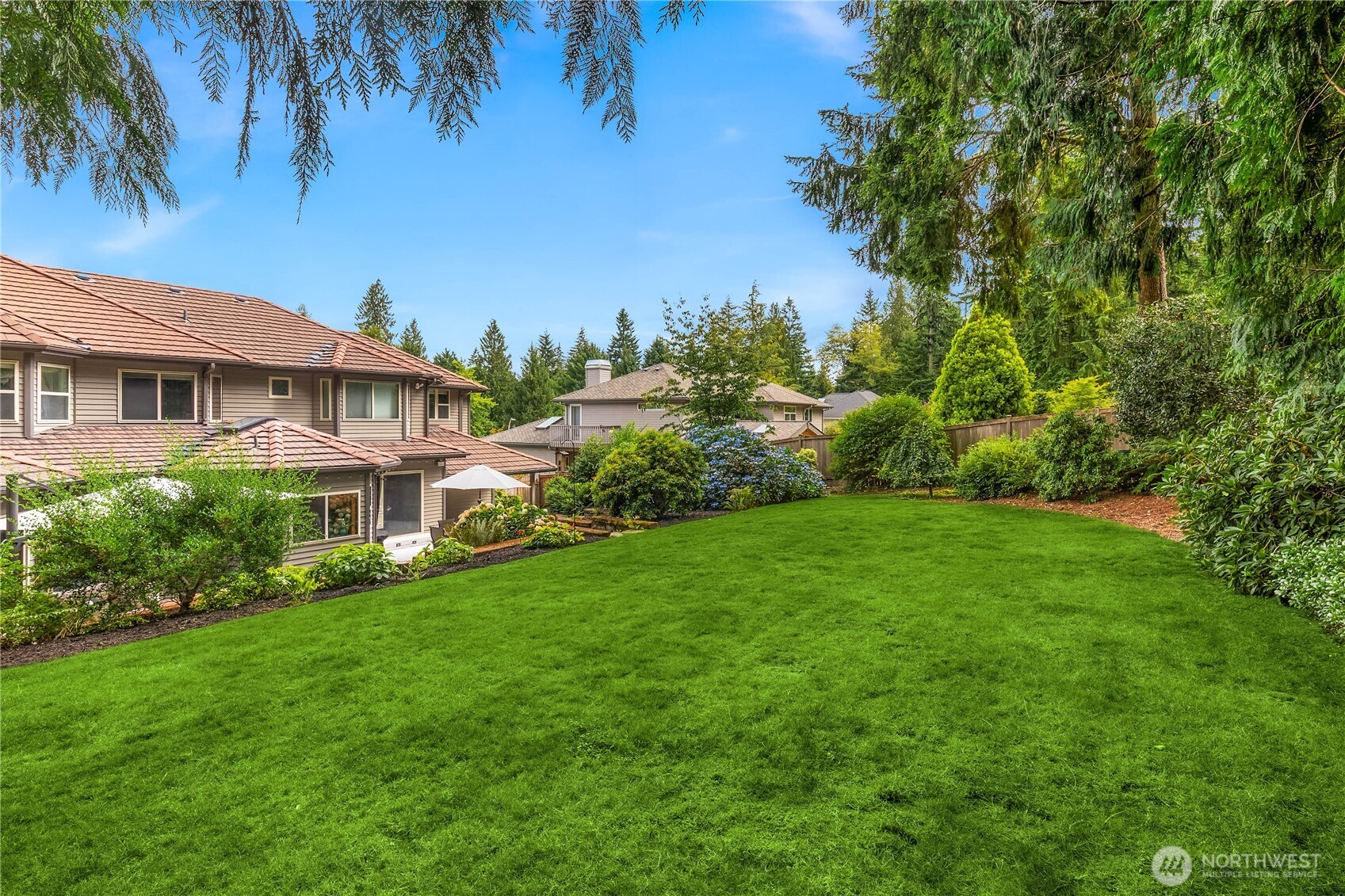 2235 Squak Mountain Loop Property Photo 37