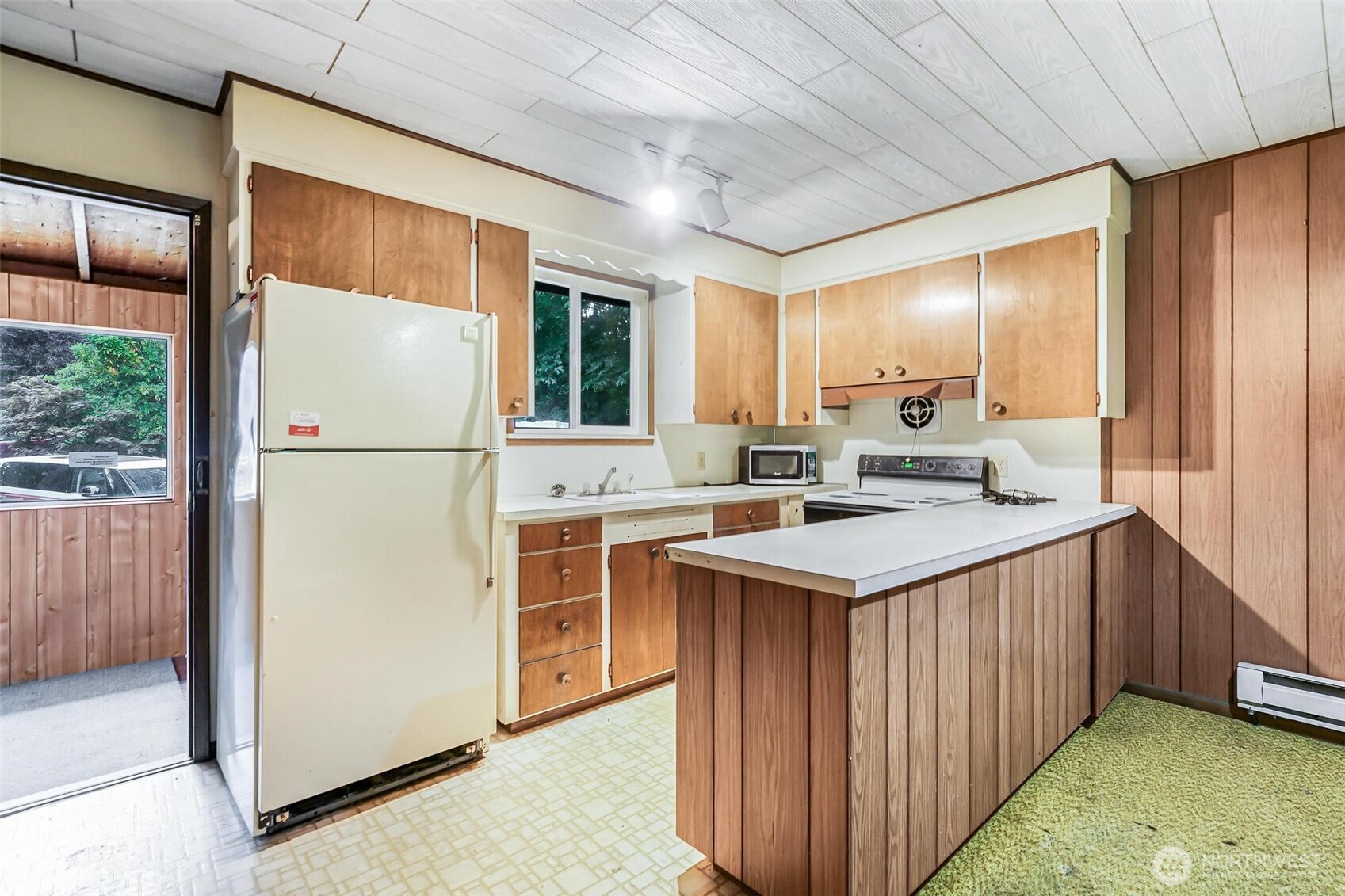 1497 Ridge Drive Property Photo 4