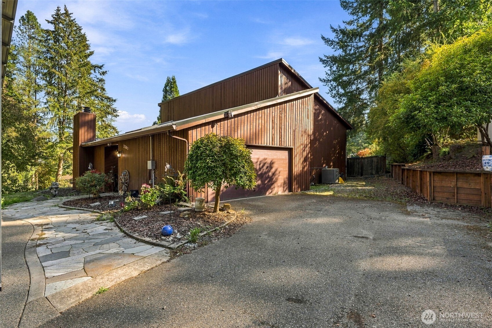 2843 Nisqually View Loop Property Photo 2
