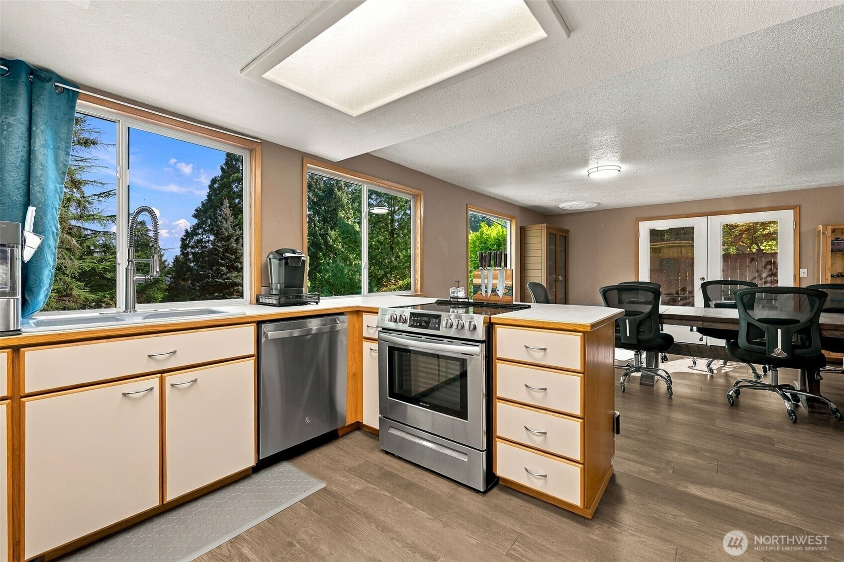 2843 Nisqually View Loop Property Photo 7