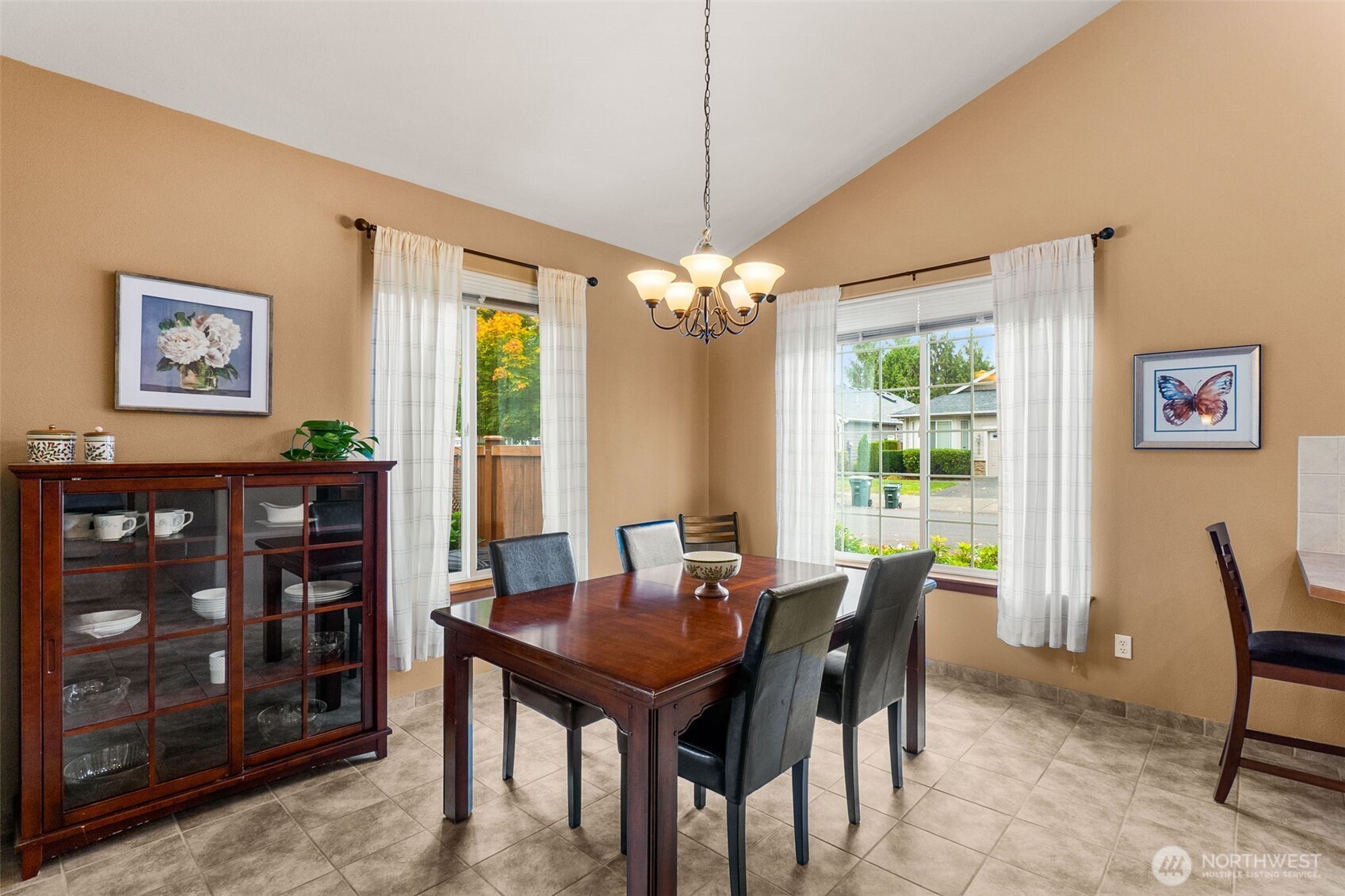 4709 Stonegate Street Property Photo 16