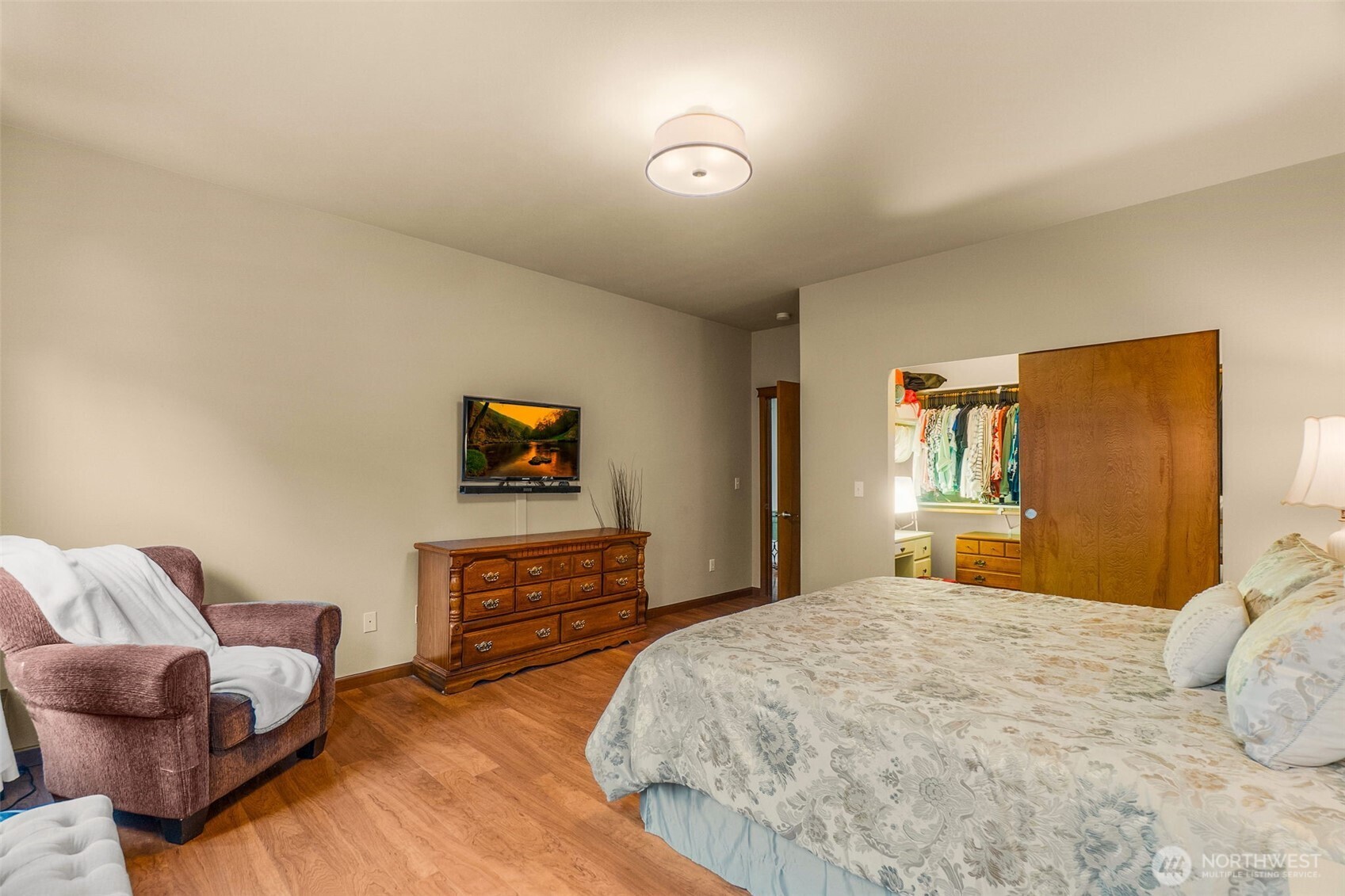 4709 Stonegate Street Property Photo 18